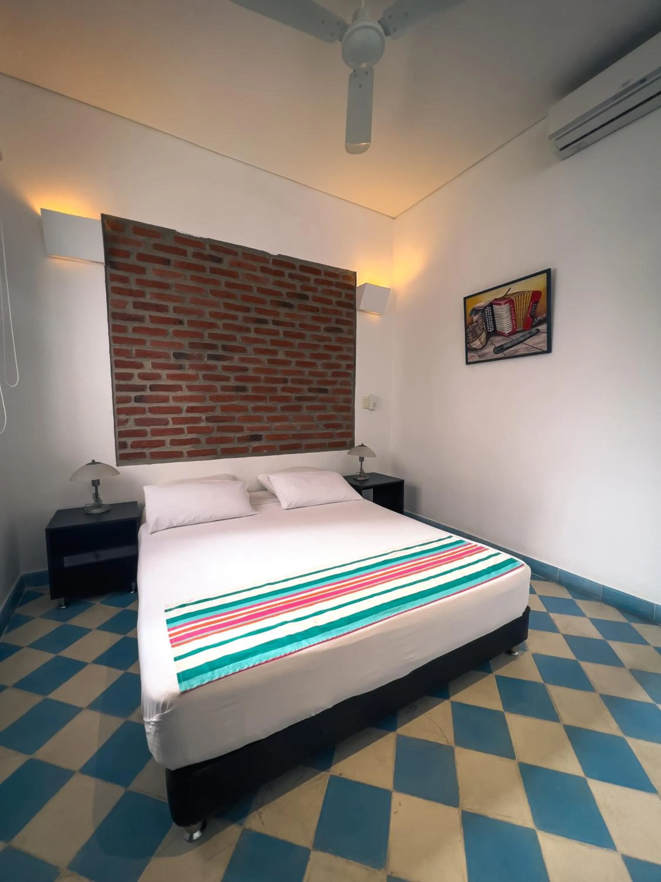 Bed in Hotel Santa Marta by MIJ