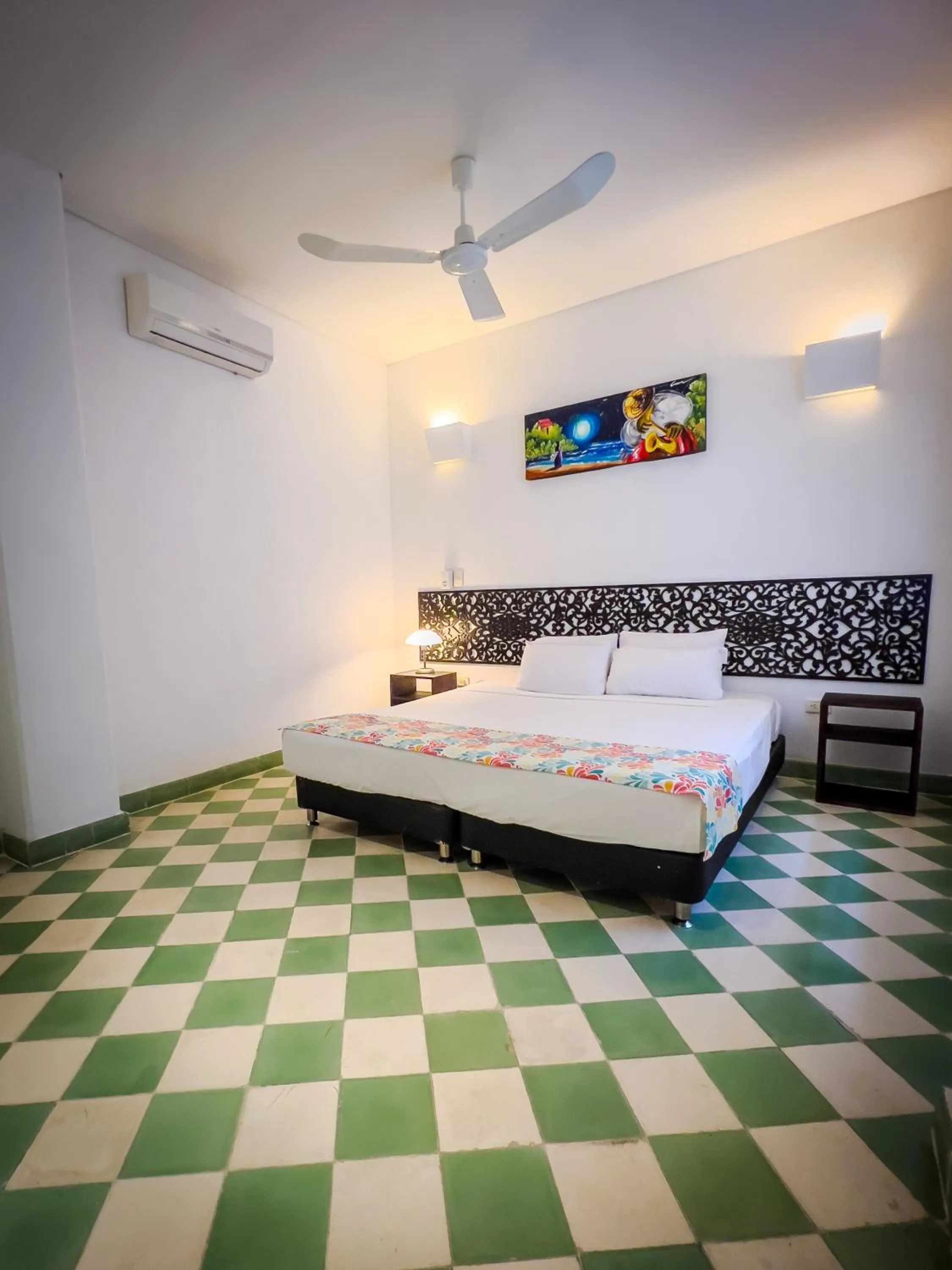 Bed in Hotel Santa Marta by MIJ