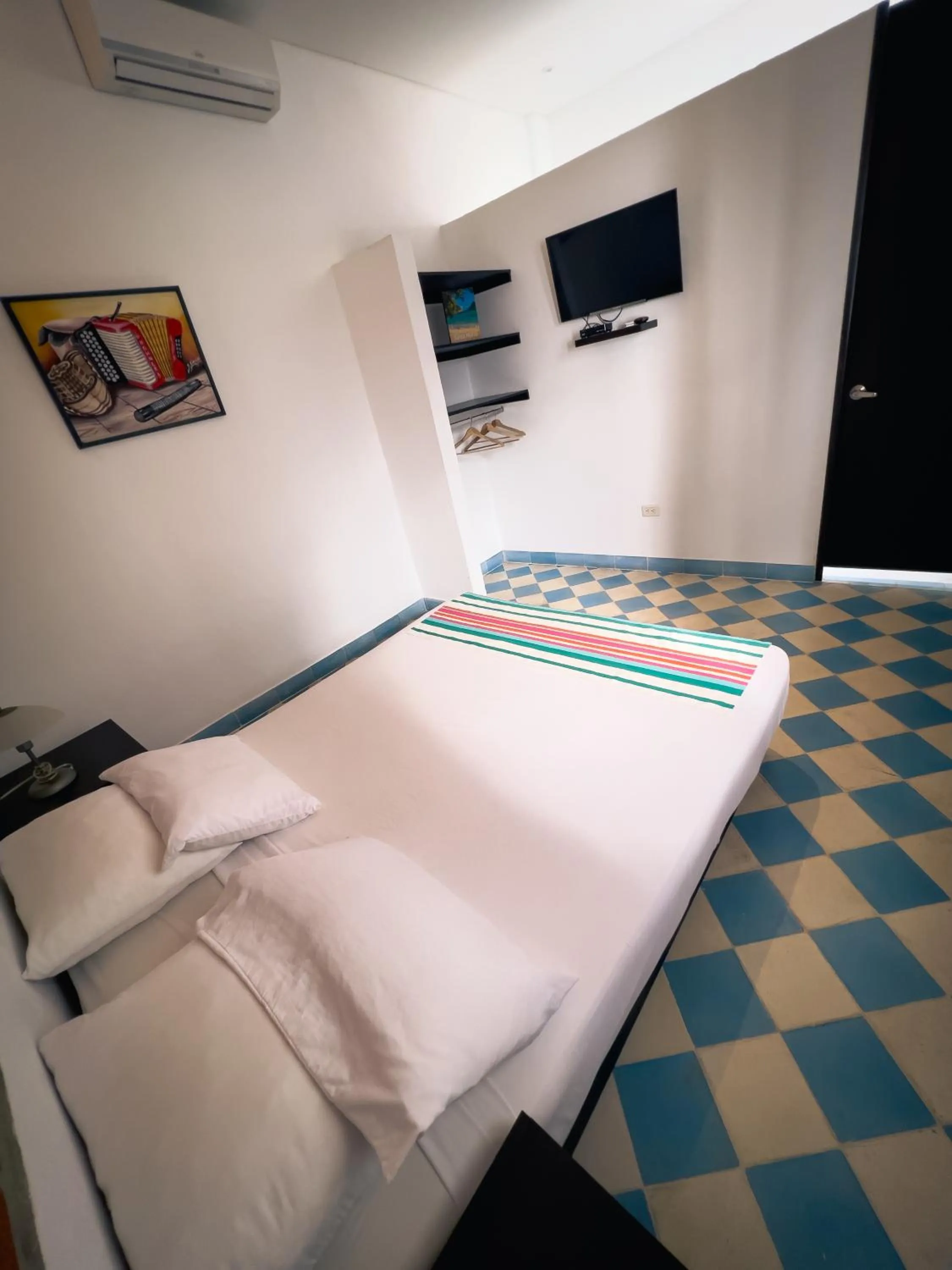 Bed in Hotel Santa Marta by MIJ