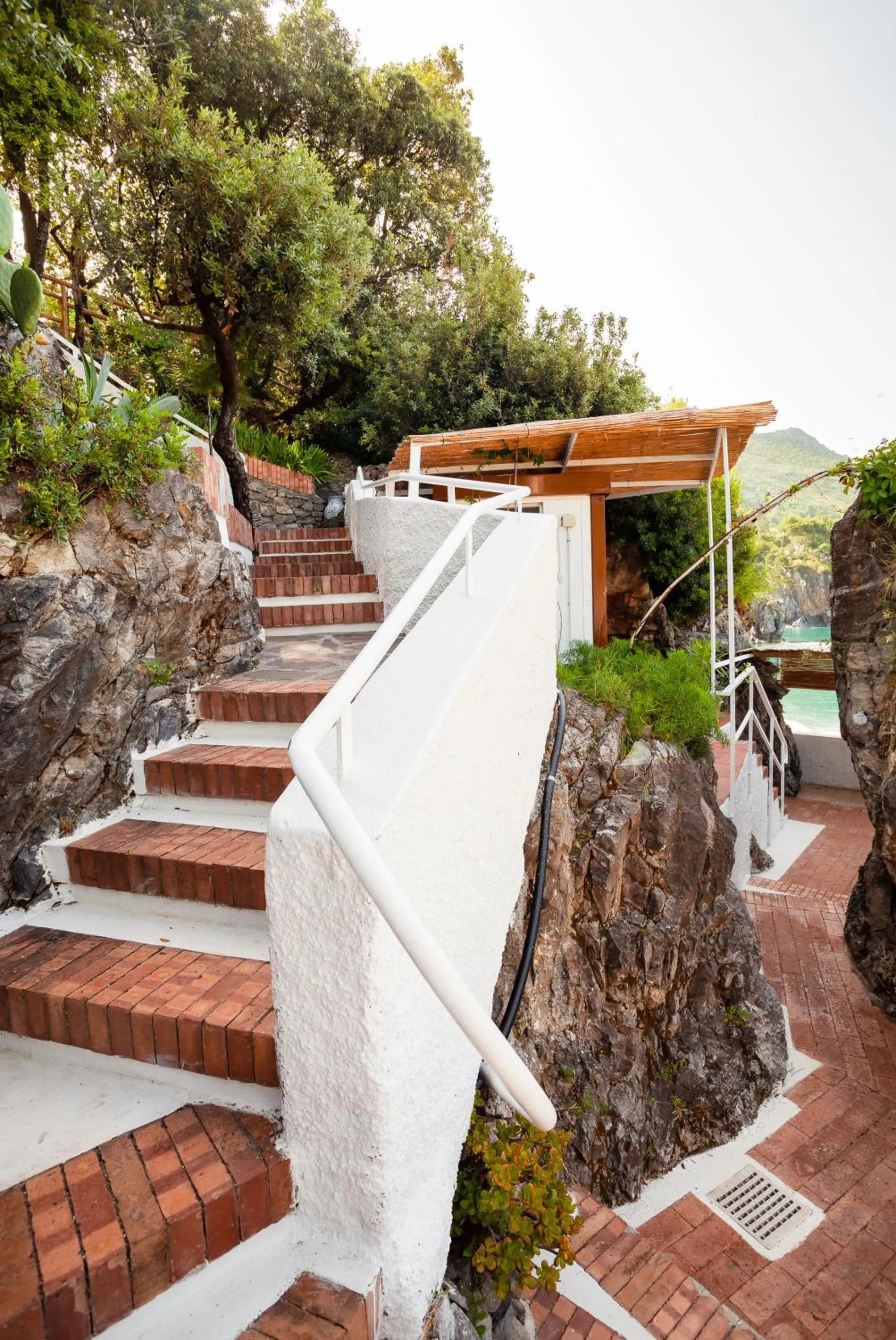 Beach in Grand Hotel Pianeta Maratea Resort