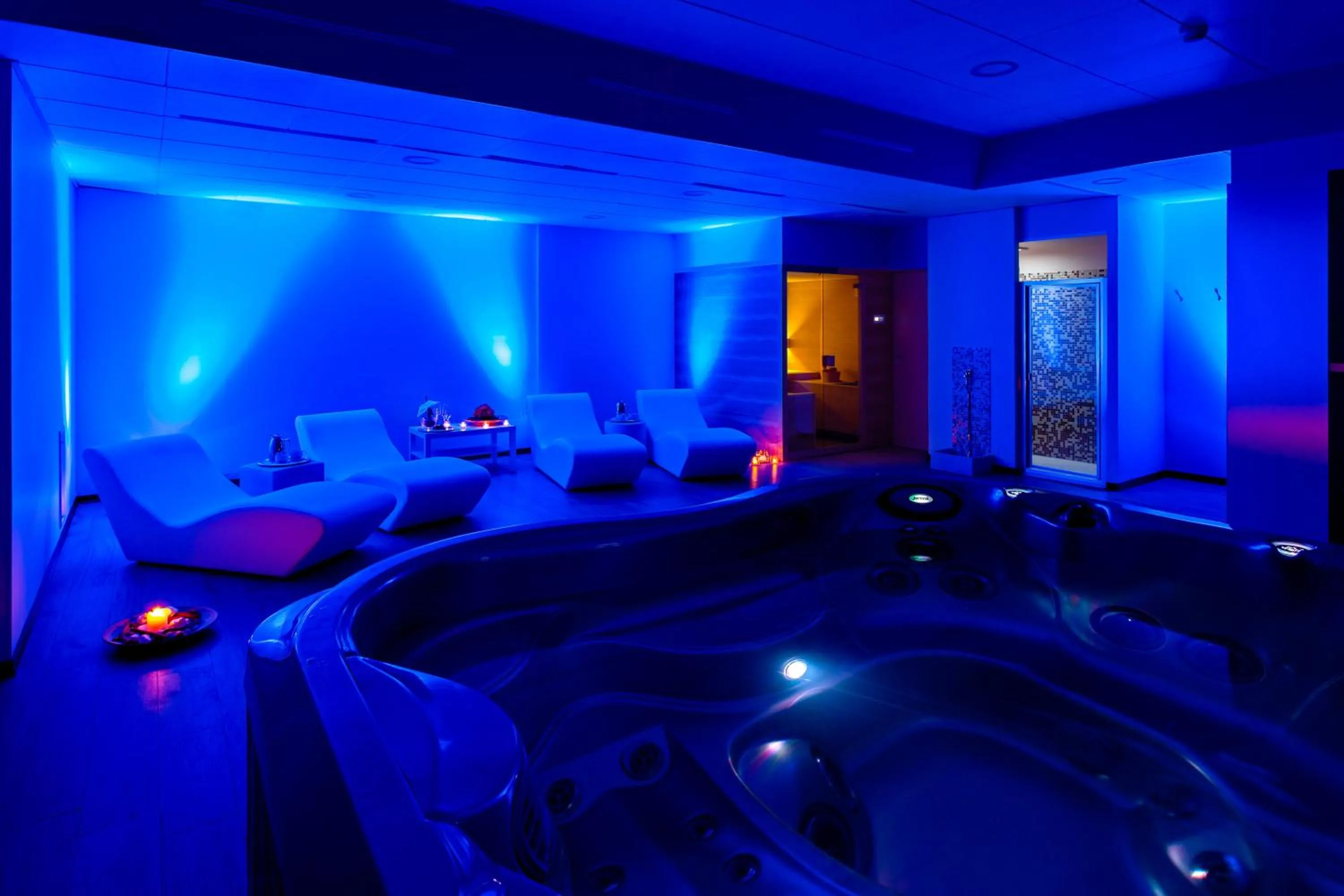 Shower in Grand Hotel Pianeta Maratea Resort