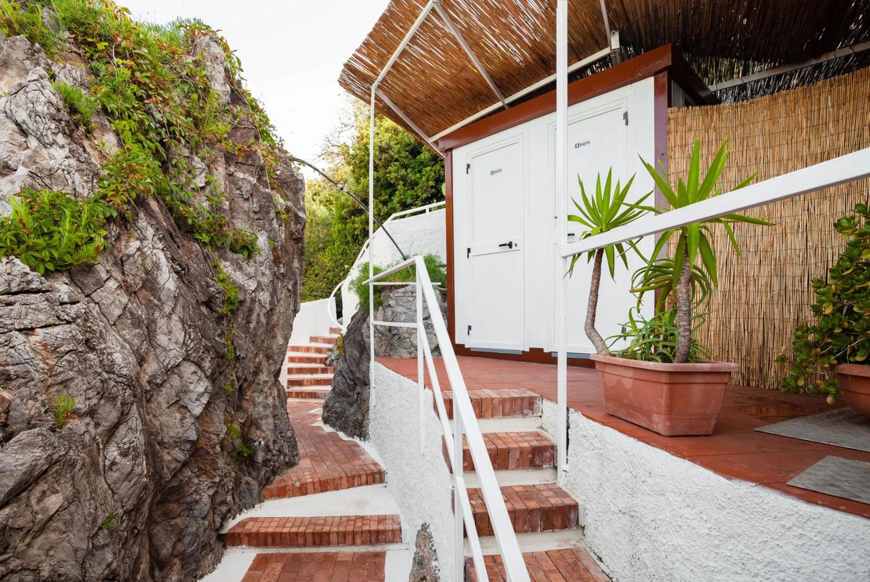 Facade/entrance in Grand Hotel Pianeta Maratea Resort
