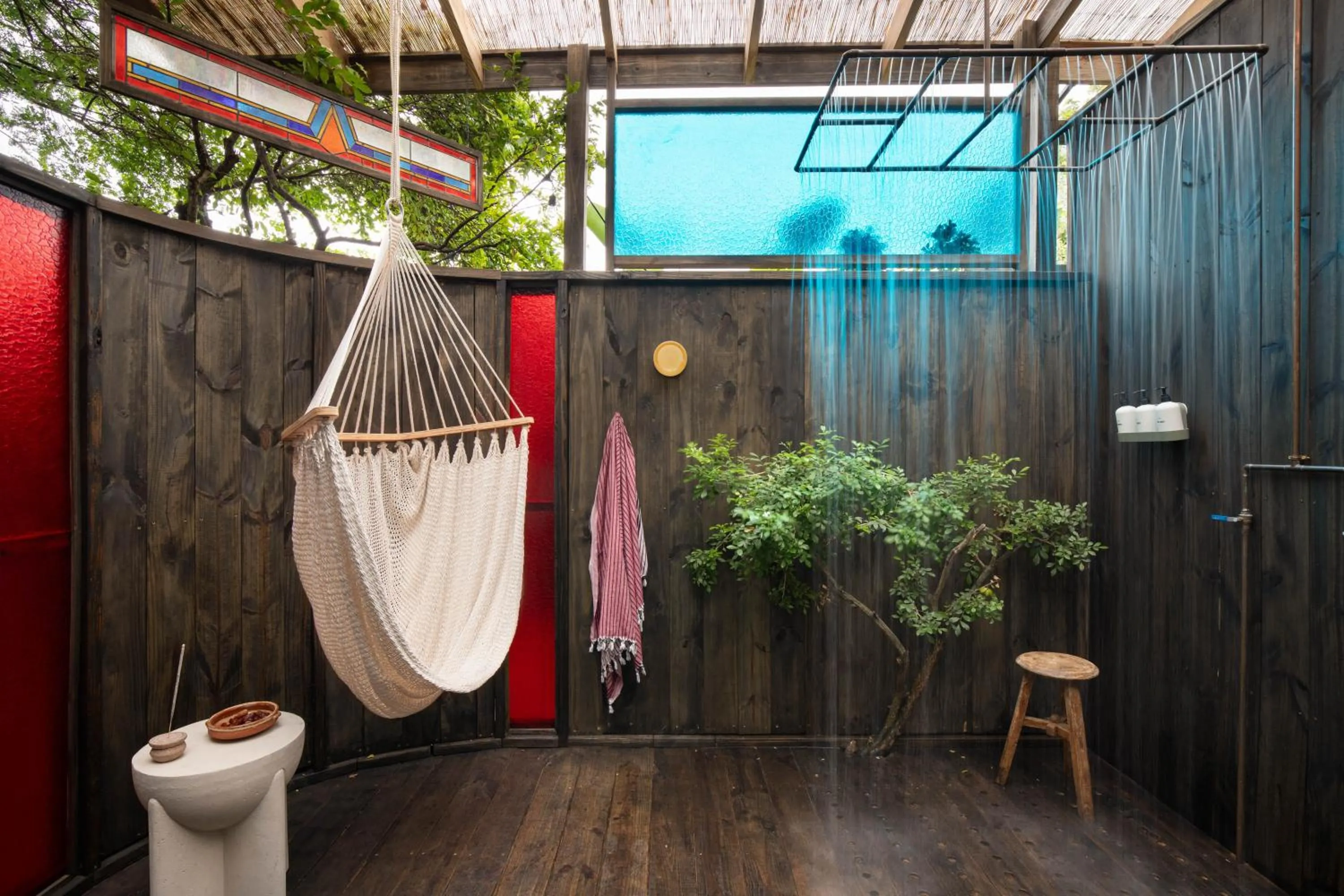 Shower in DREAMCATCHER by DW - ADULTS ONLY