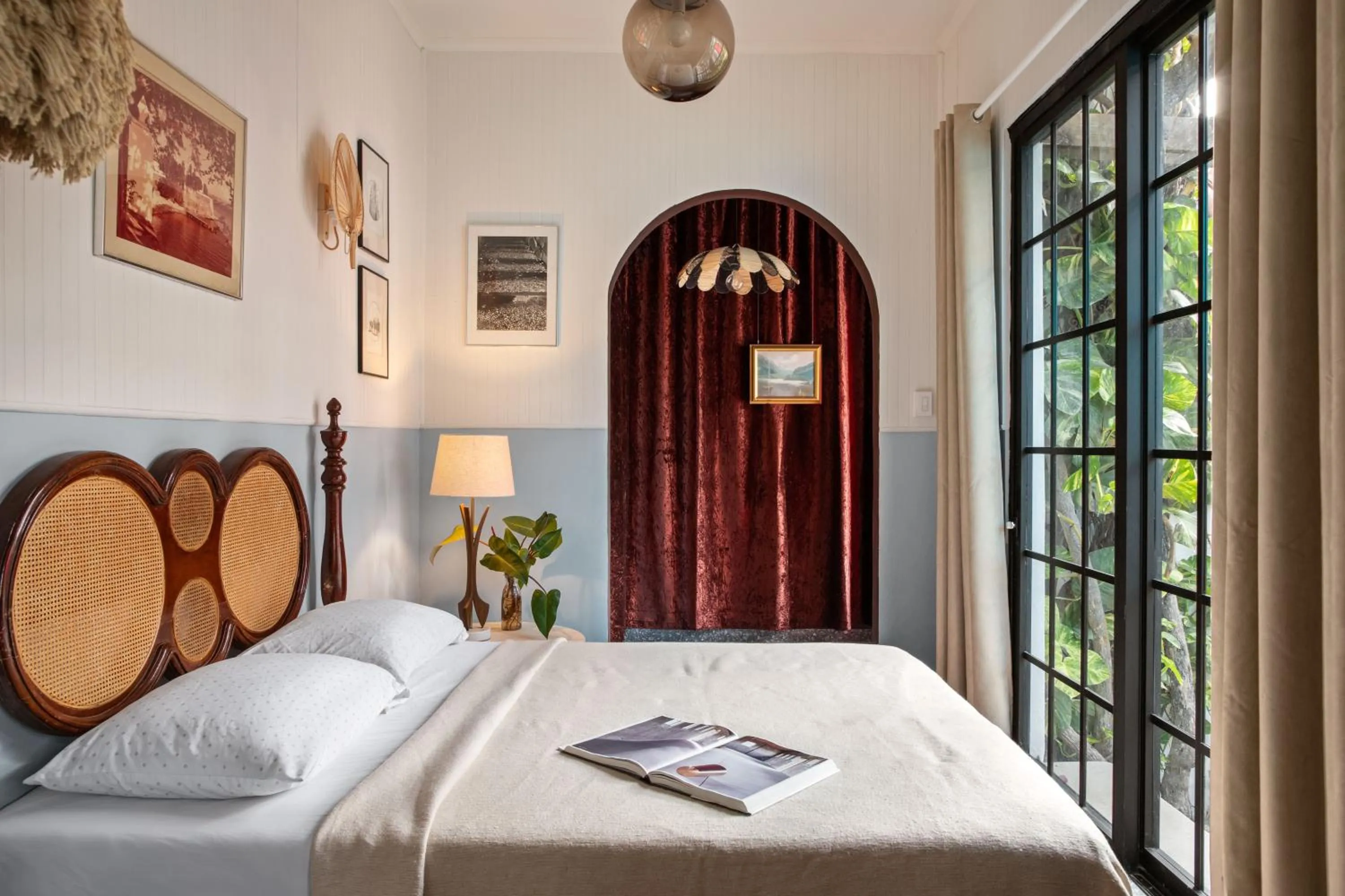 Photo of the whole room, Bed in DREAMCATCHER by DW - ADULTS ONLY