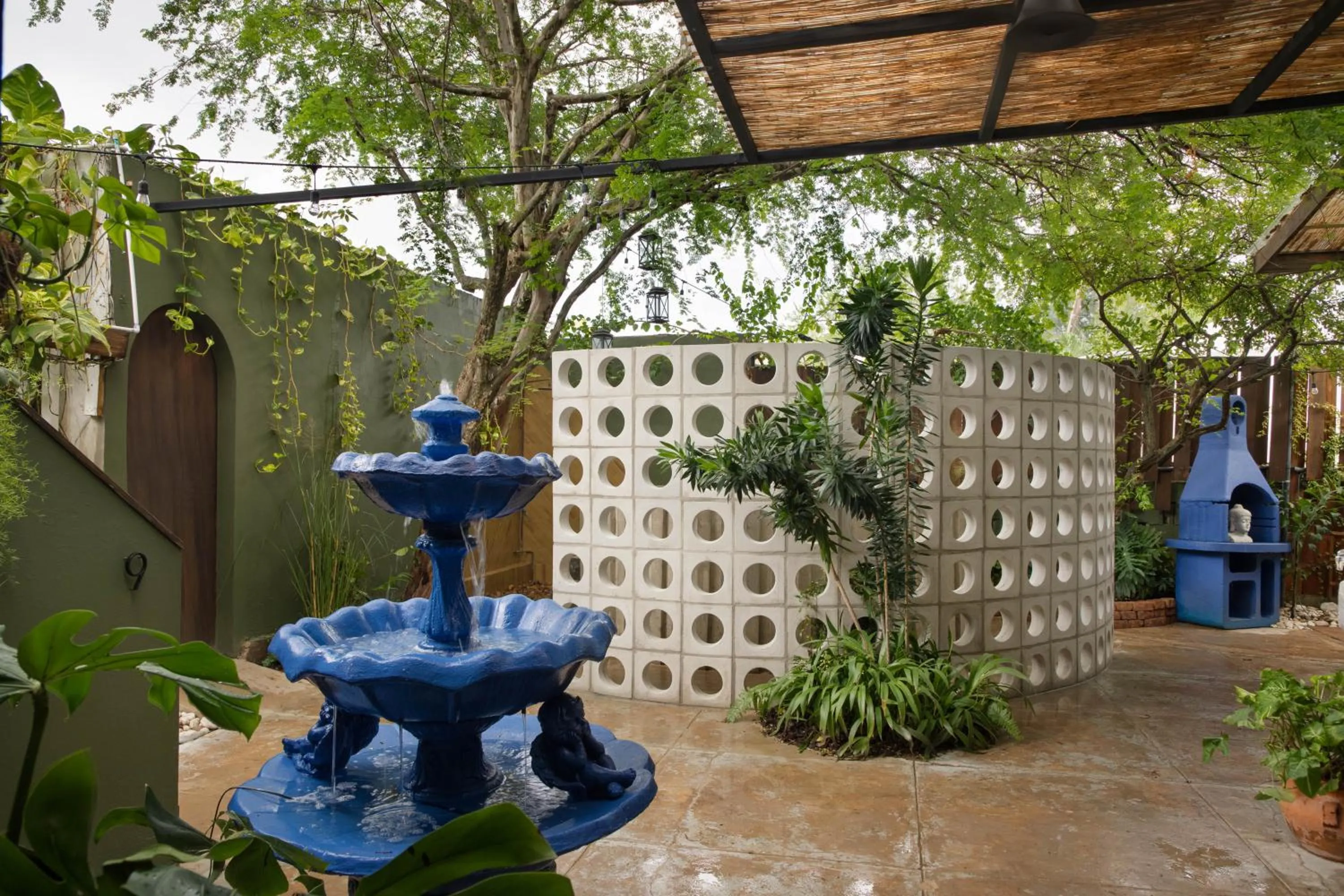 Garden in DREAMCATCHER by DW - ADULTS ONLY