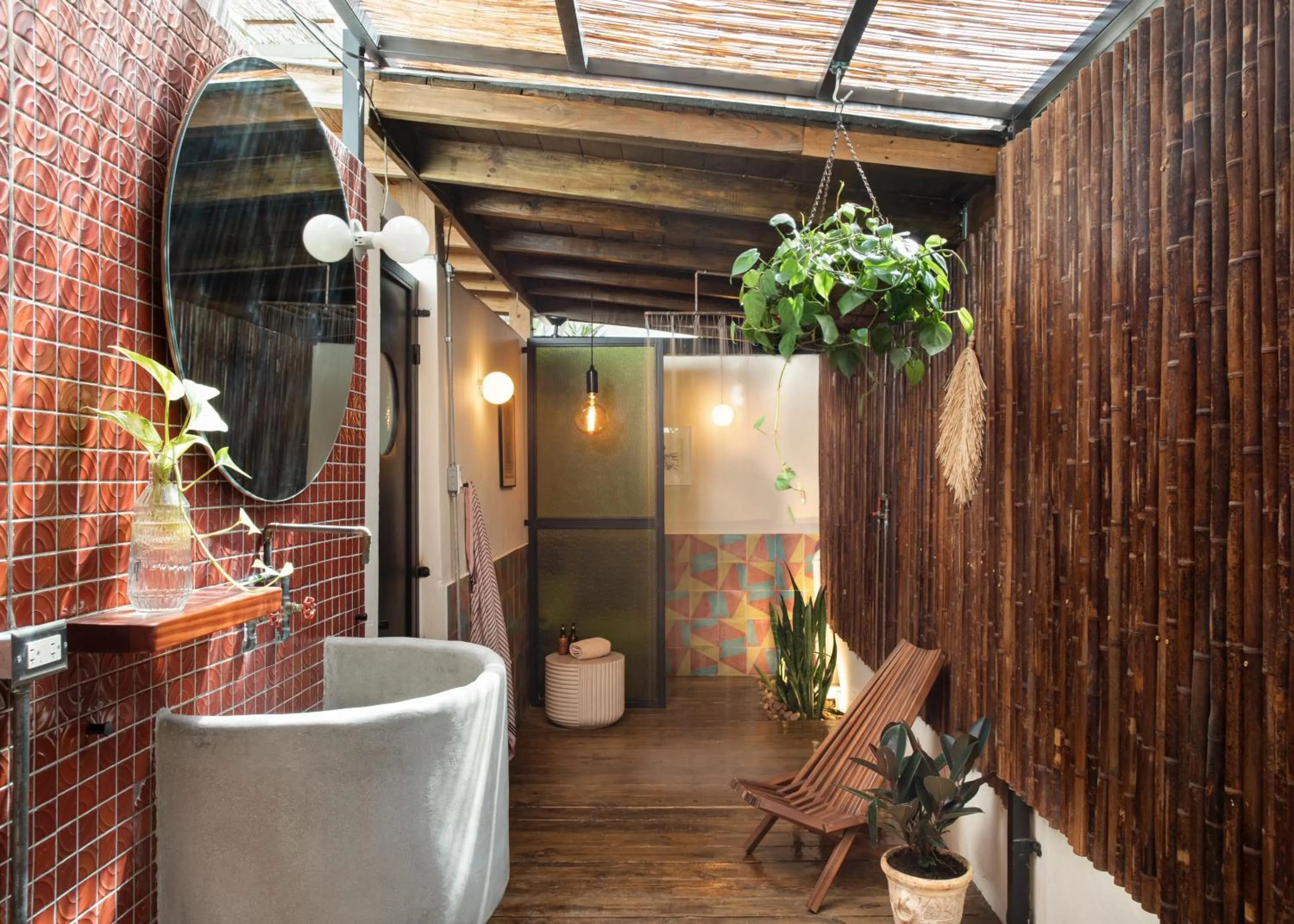 Shower in DREAMCATCHER by DW - ADULTS ONLY