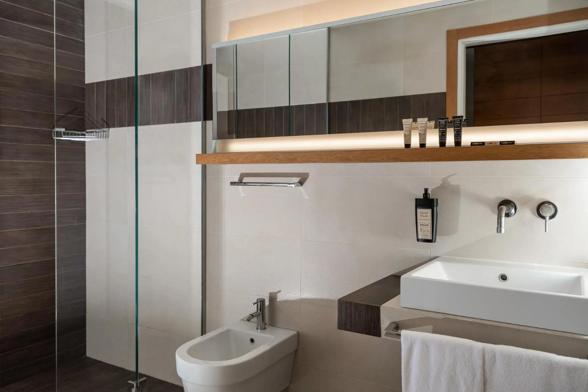 Bathroom in Hotel Corallo