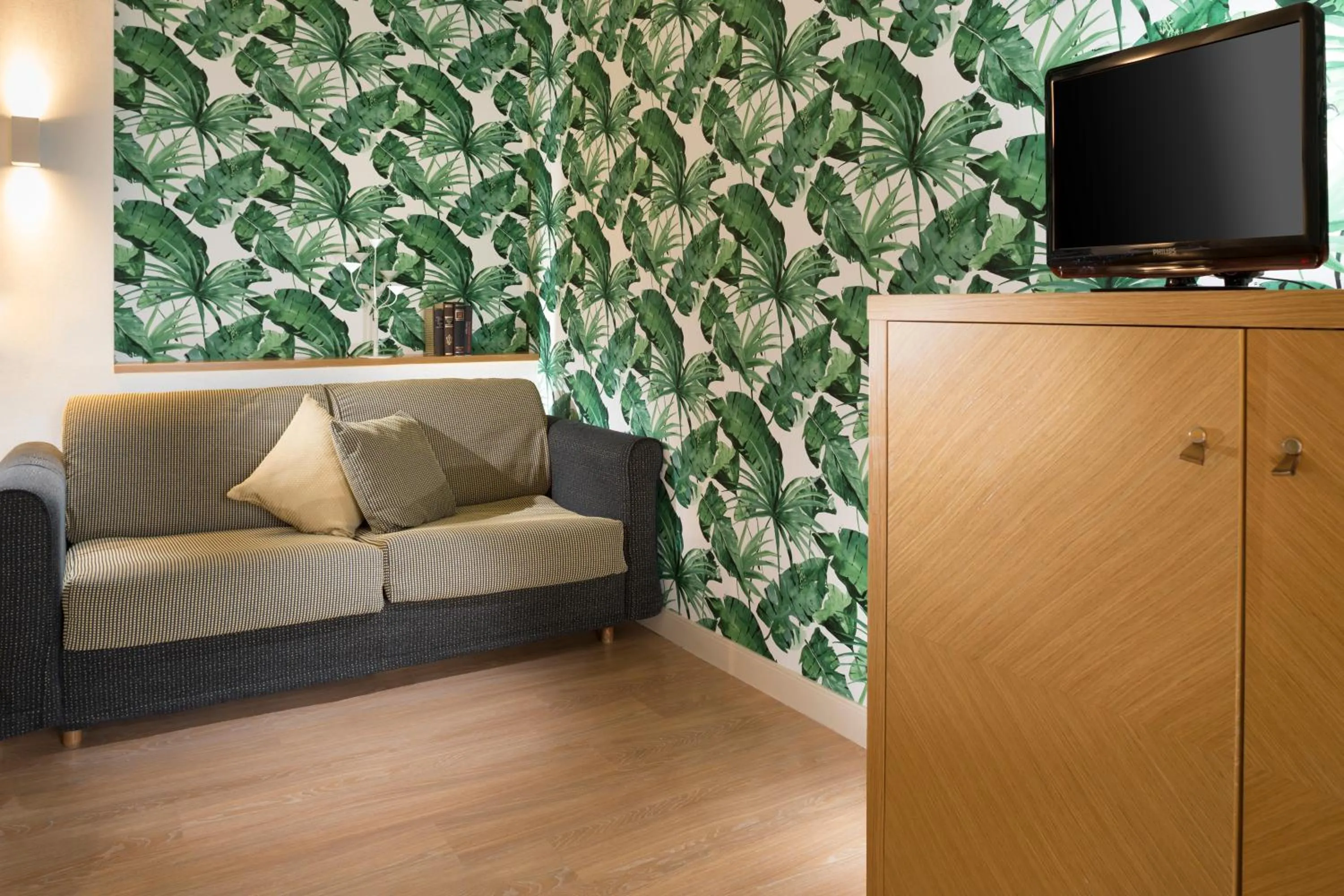 TV and multimedia in Hotel Corallo