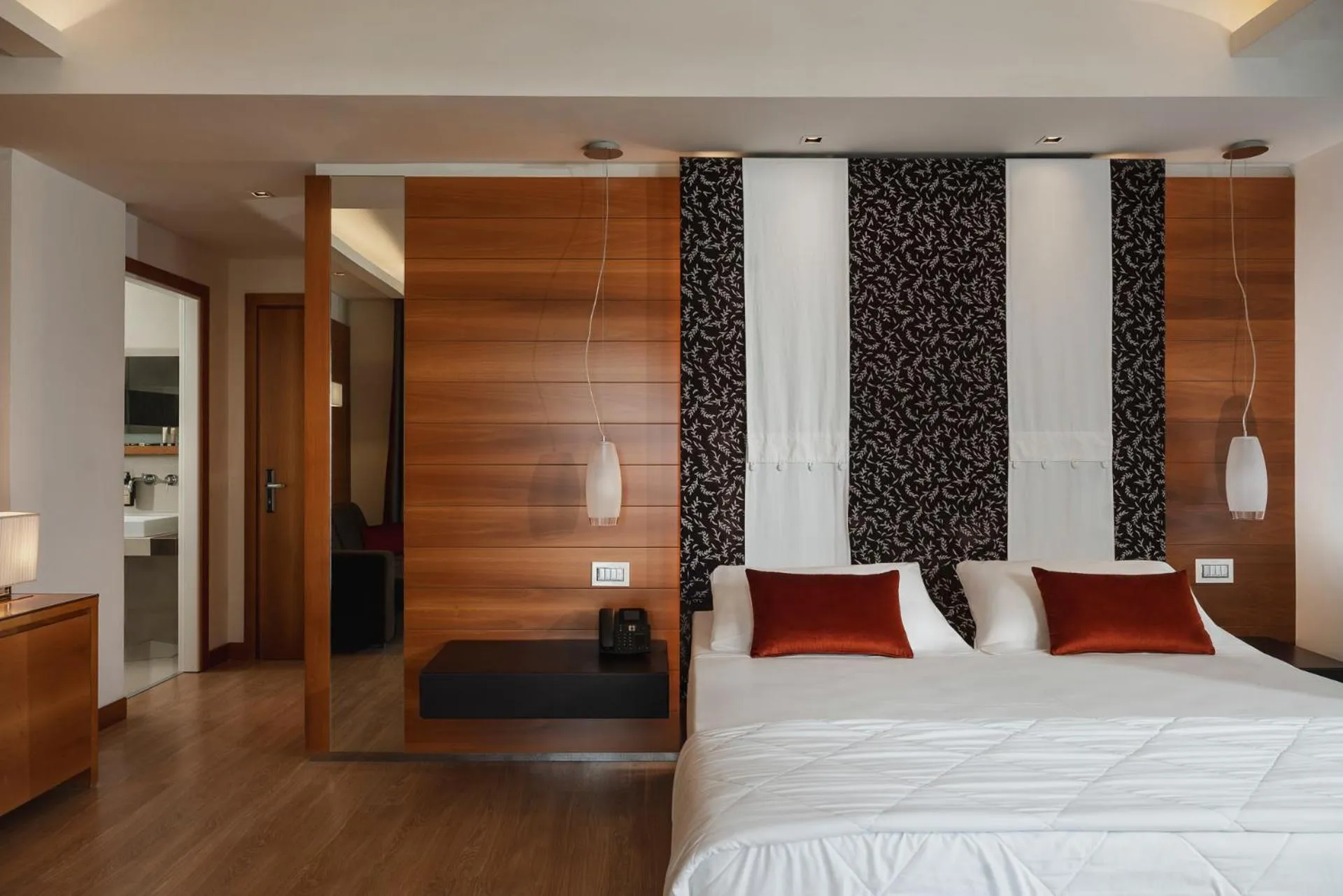 Bedroom, Bed in Hotel Corallo