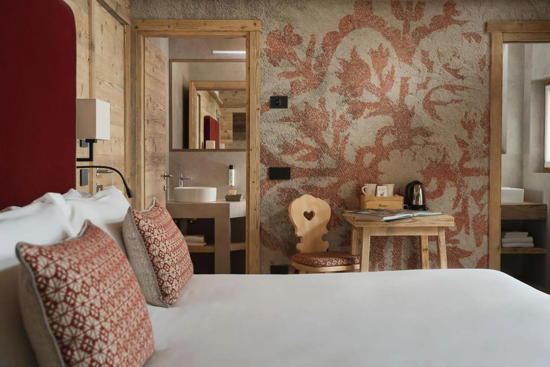 Bed in Hotel Baita Dei Pini