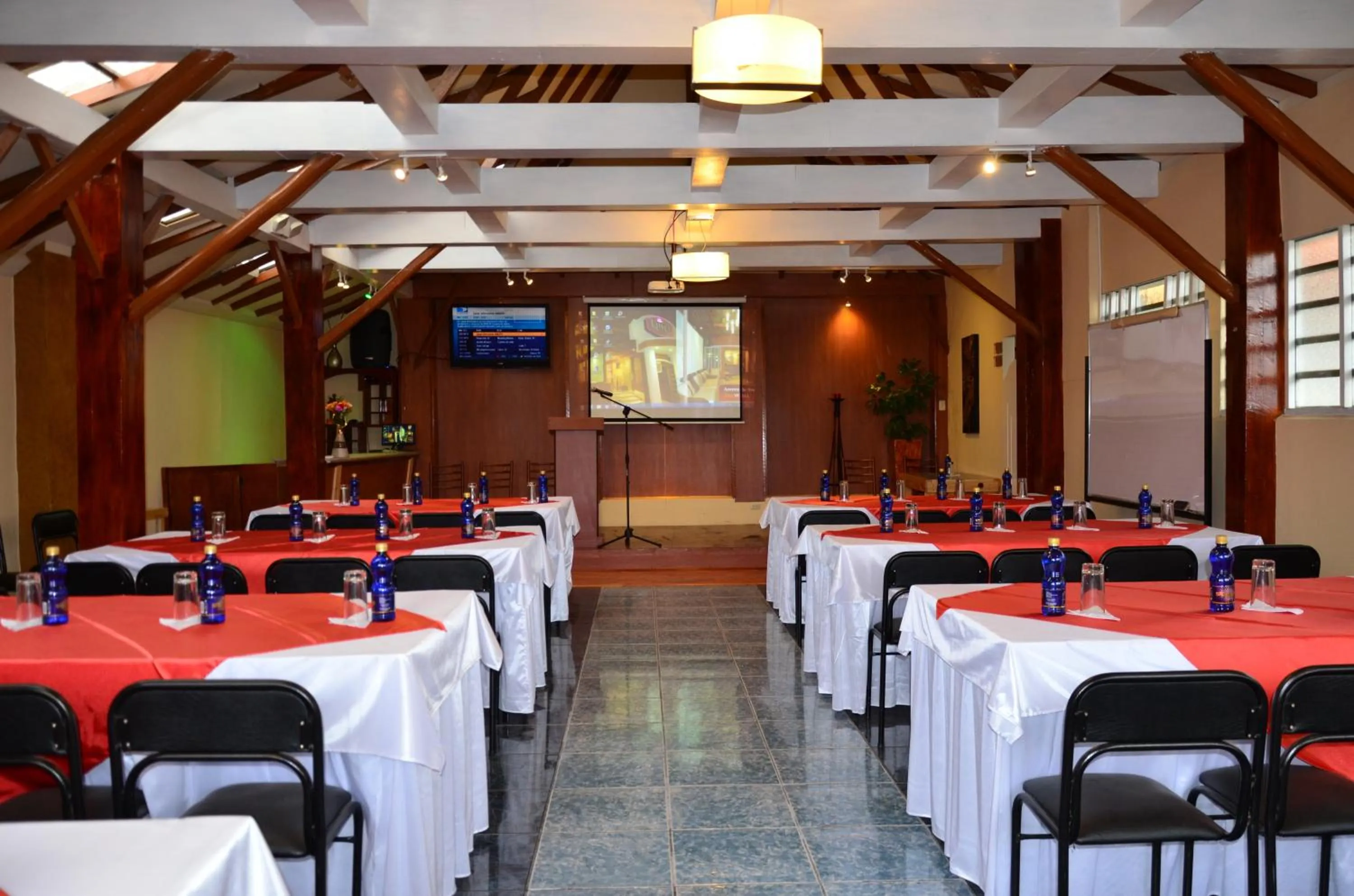 Banquet/Function facilities in Kuna Hotel