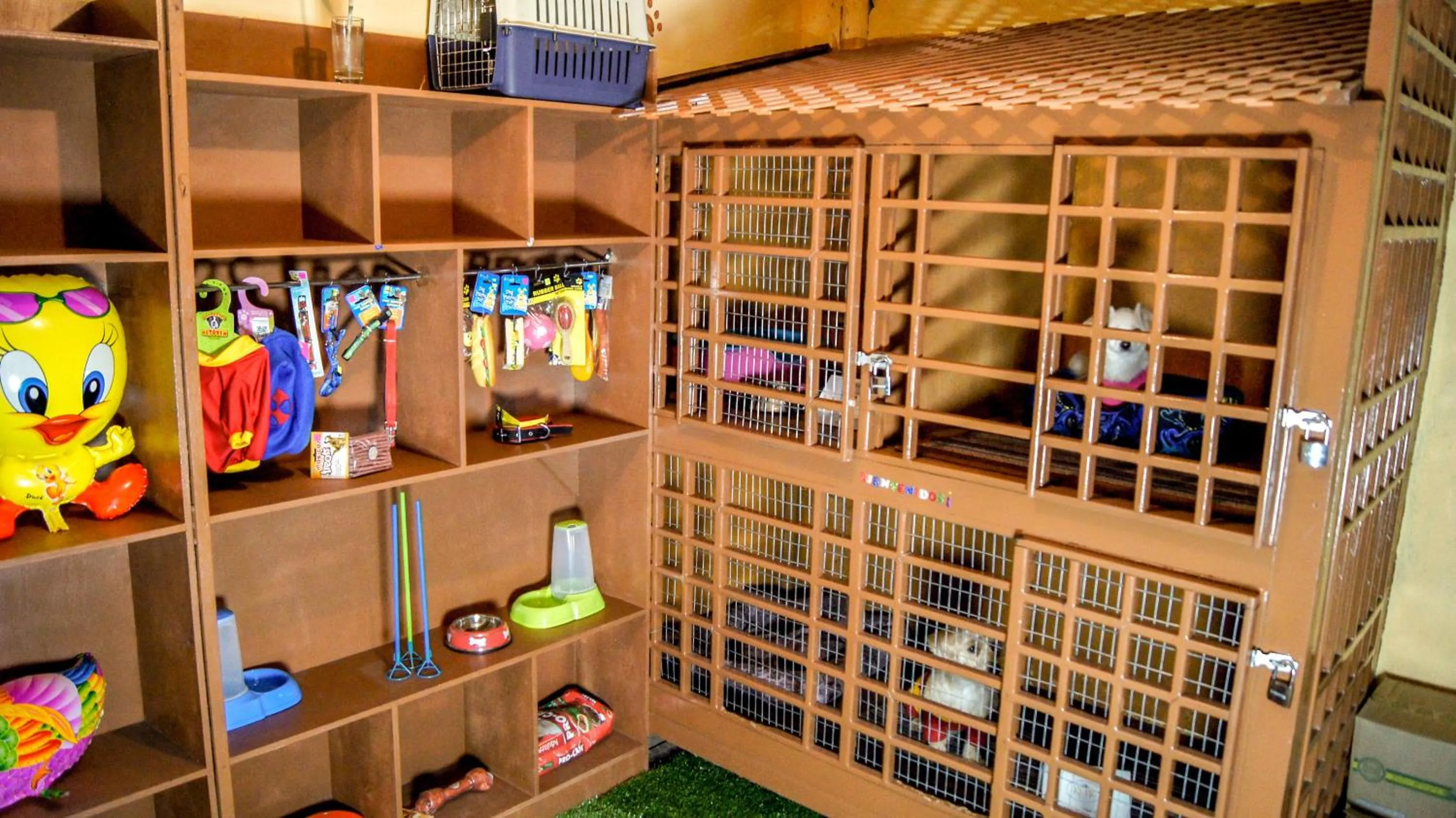 Decorative detail in Kuna Hotel