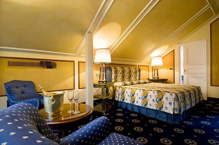 Bed in Grand Hotel Bristol