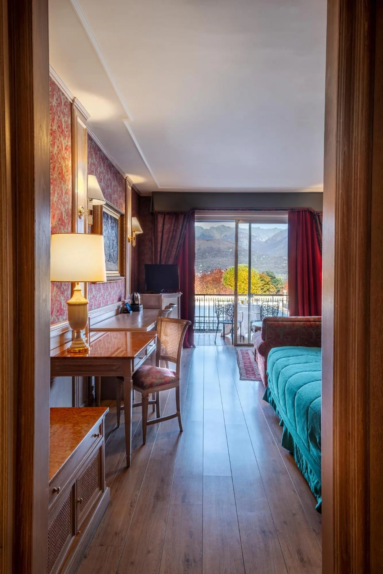 Bedroom, Bed in Grand Hotel Dino