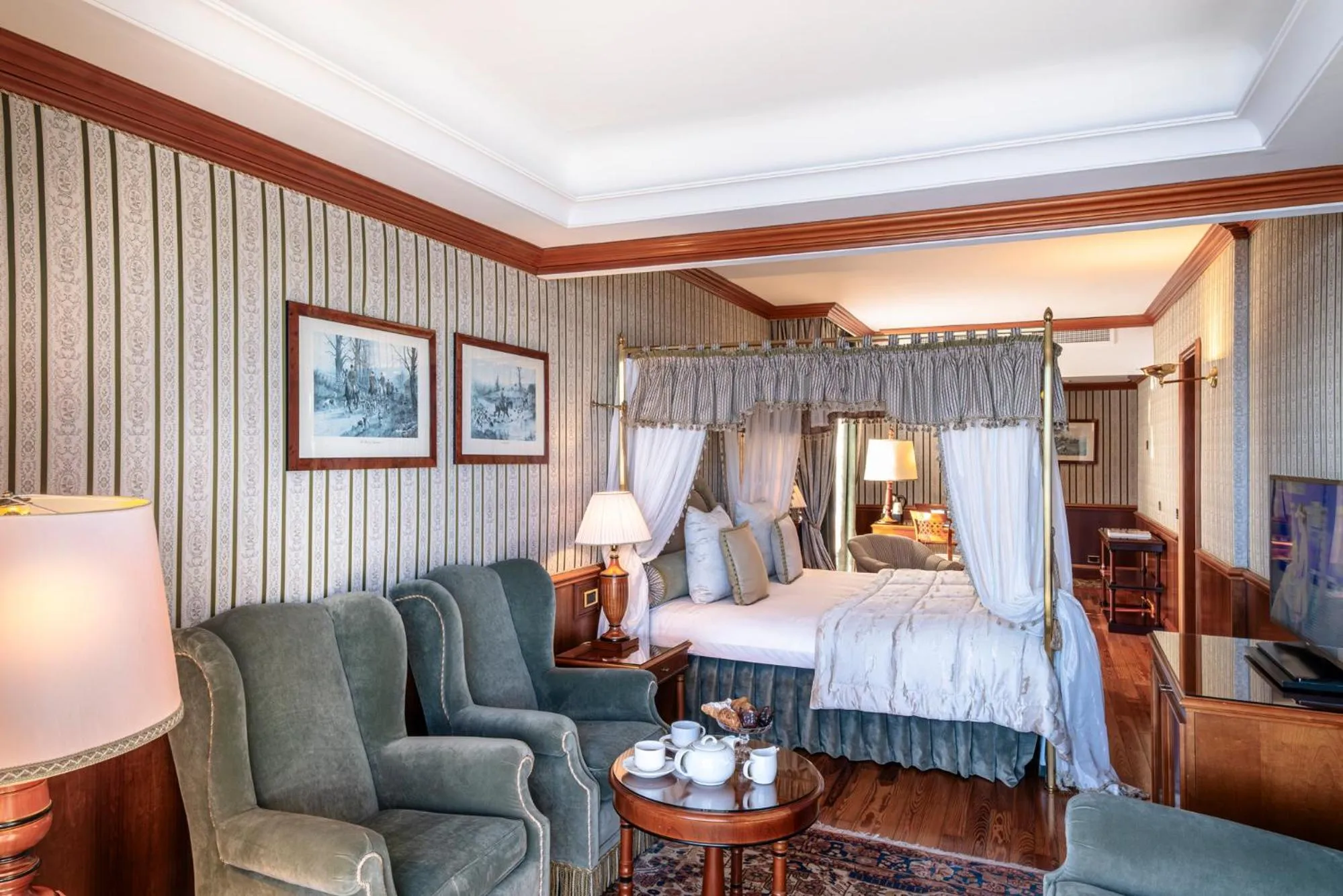 Bedroom, Bed in Grand Hotel Dino