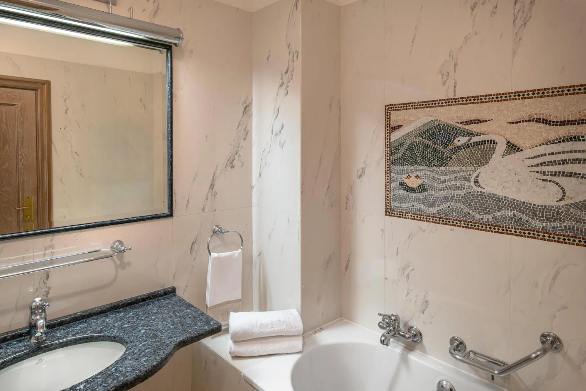 Bathroom in Grand Hotel Dino