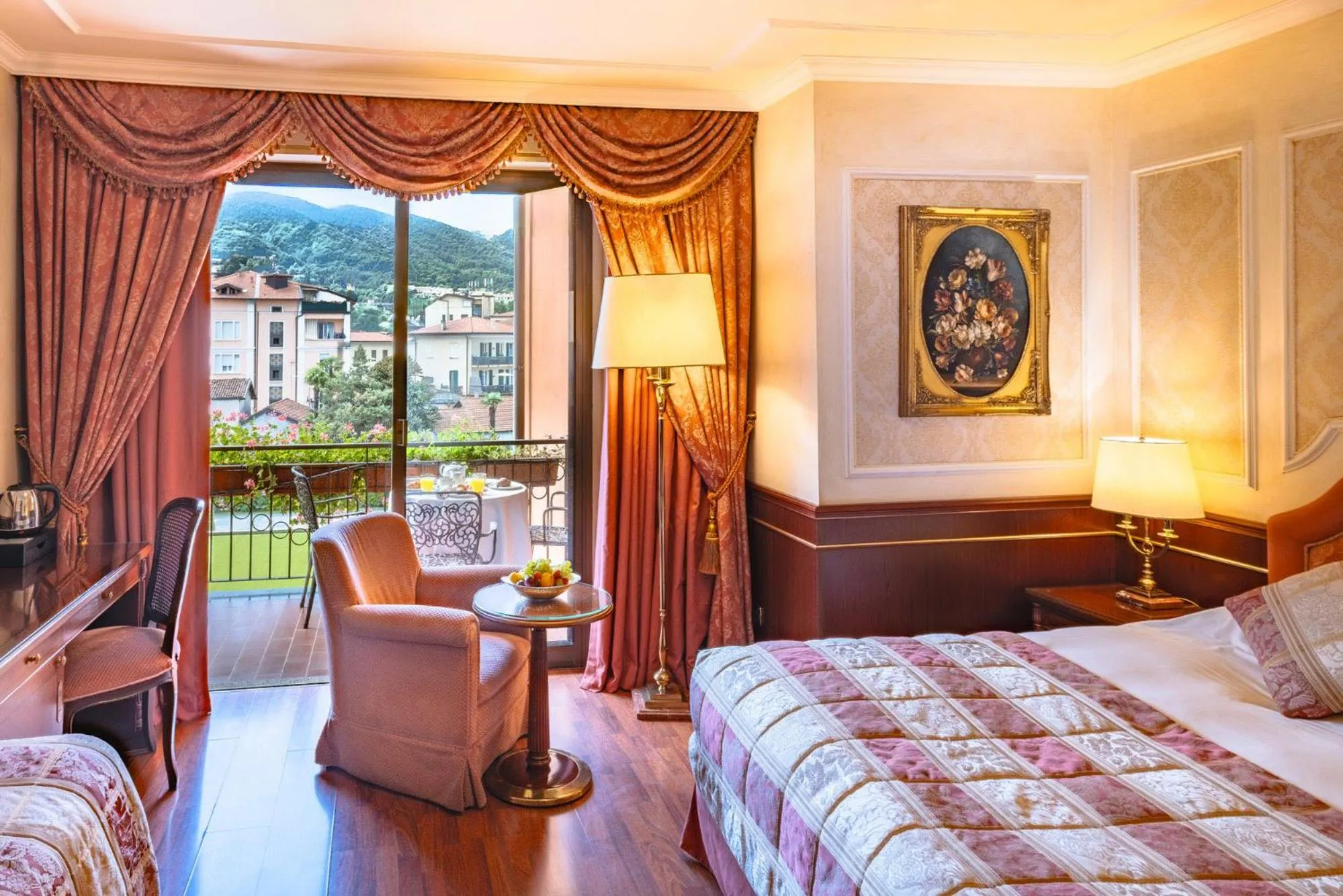 Bedroom, Bed in Grand Hotel Dino