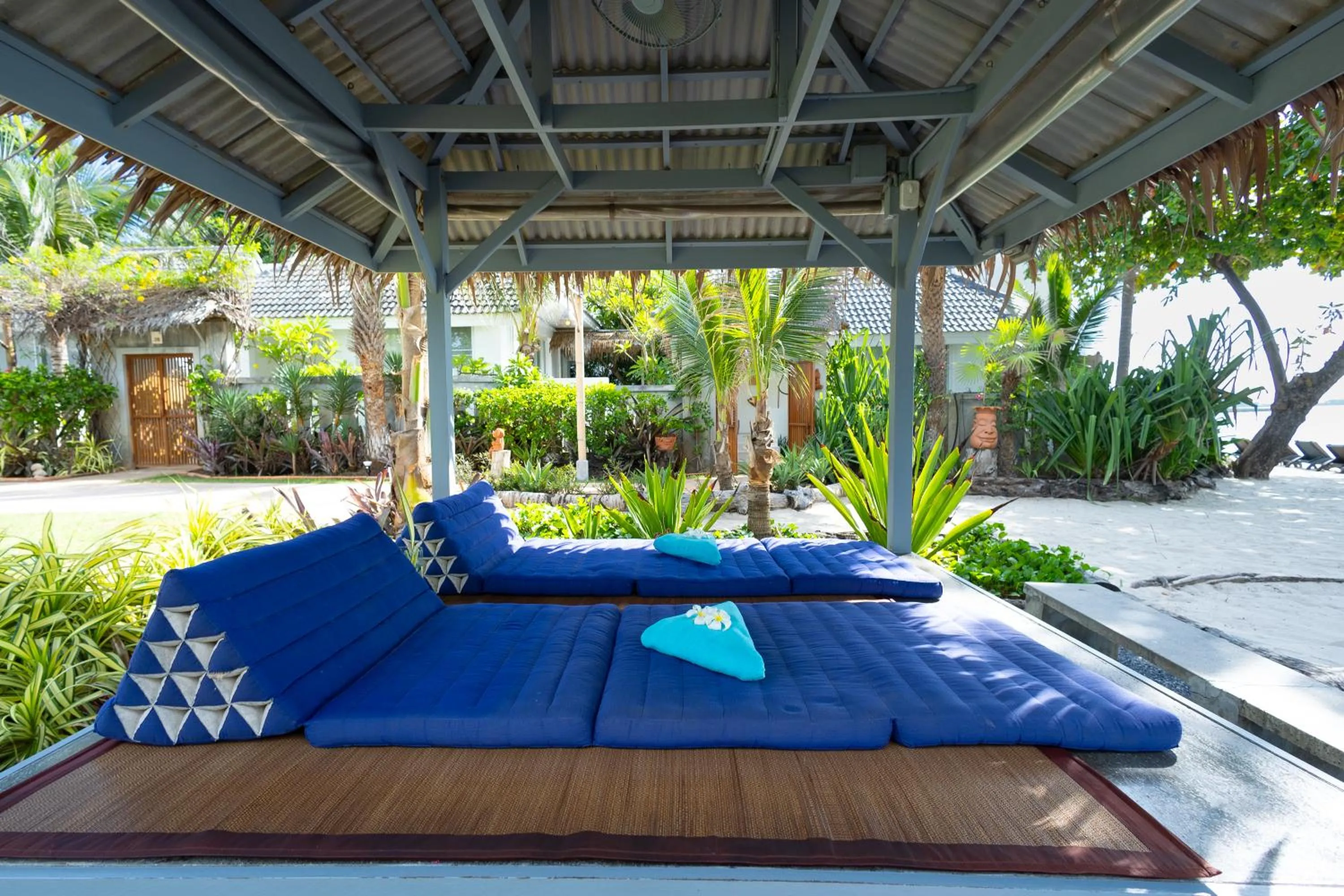 Massage in King's Garden Resort - SHA Plus