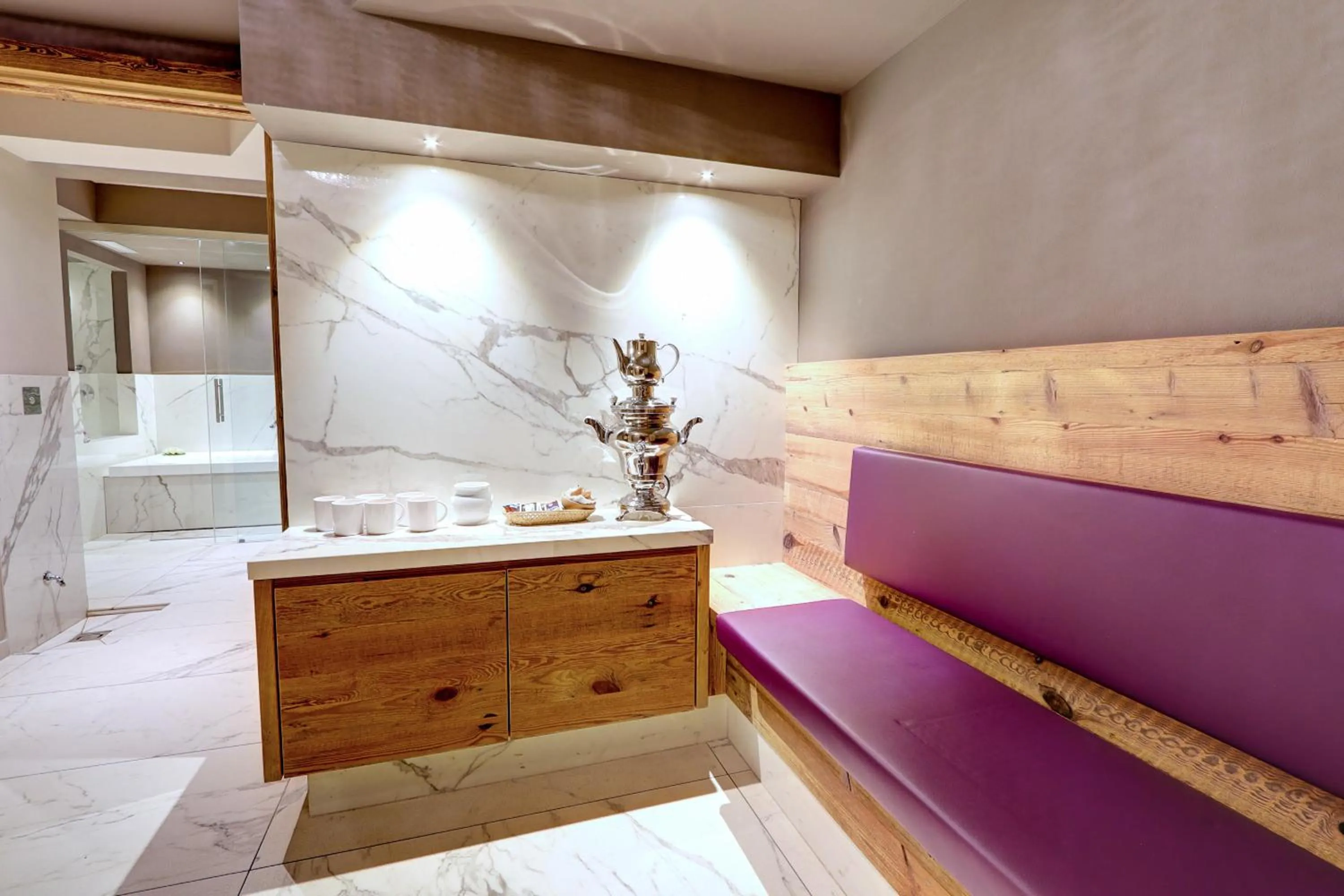 Spa and wellness centre/facilities in Central Hotel