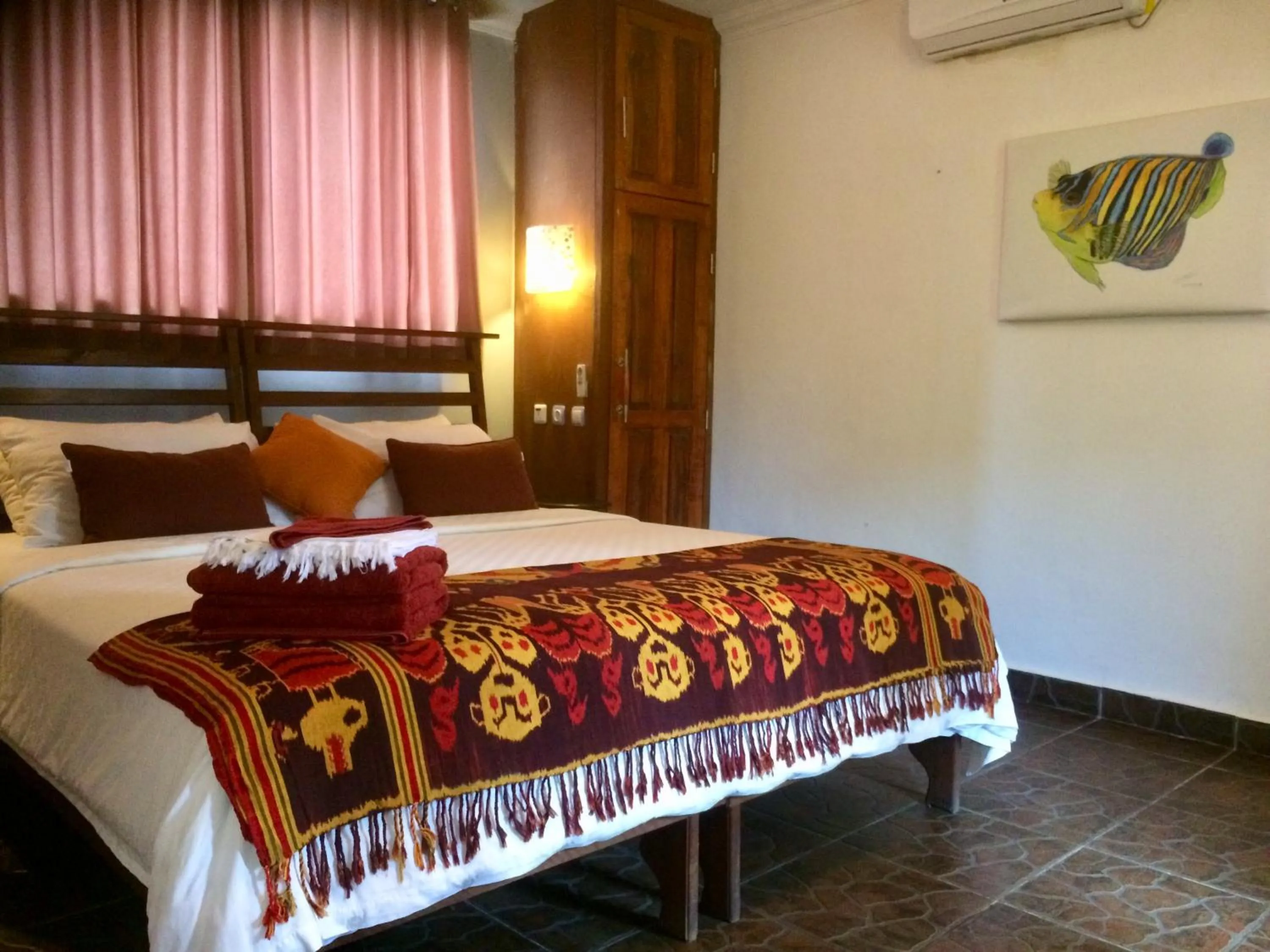 Bed in Lutwala Bungalows and Private Villa