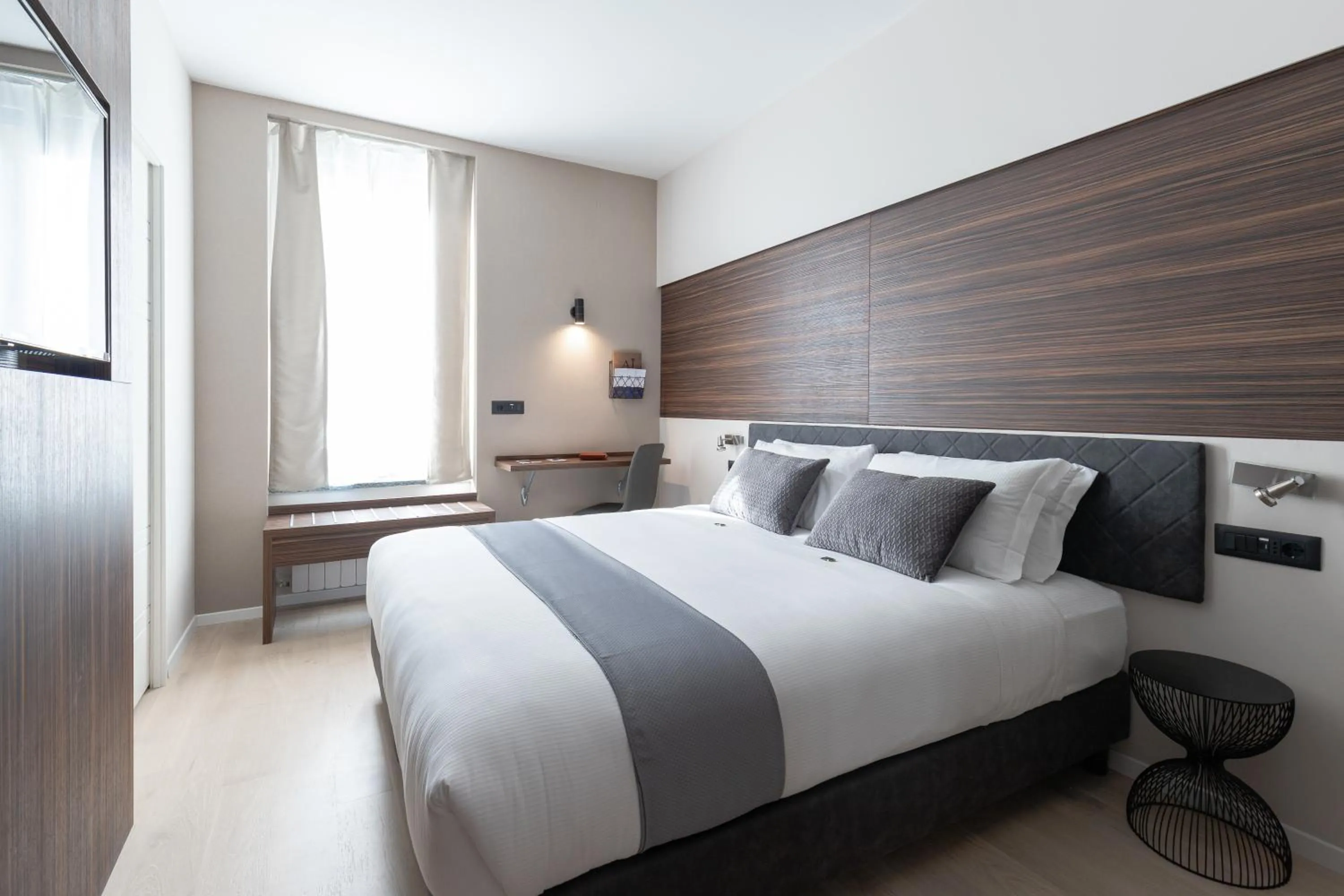 Bed in AH - Duomo Essence