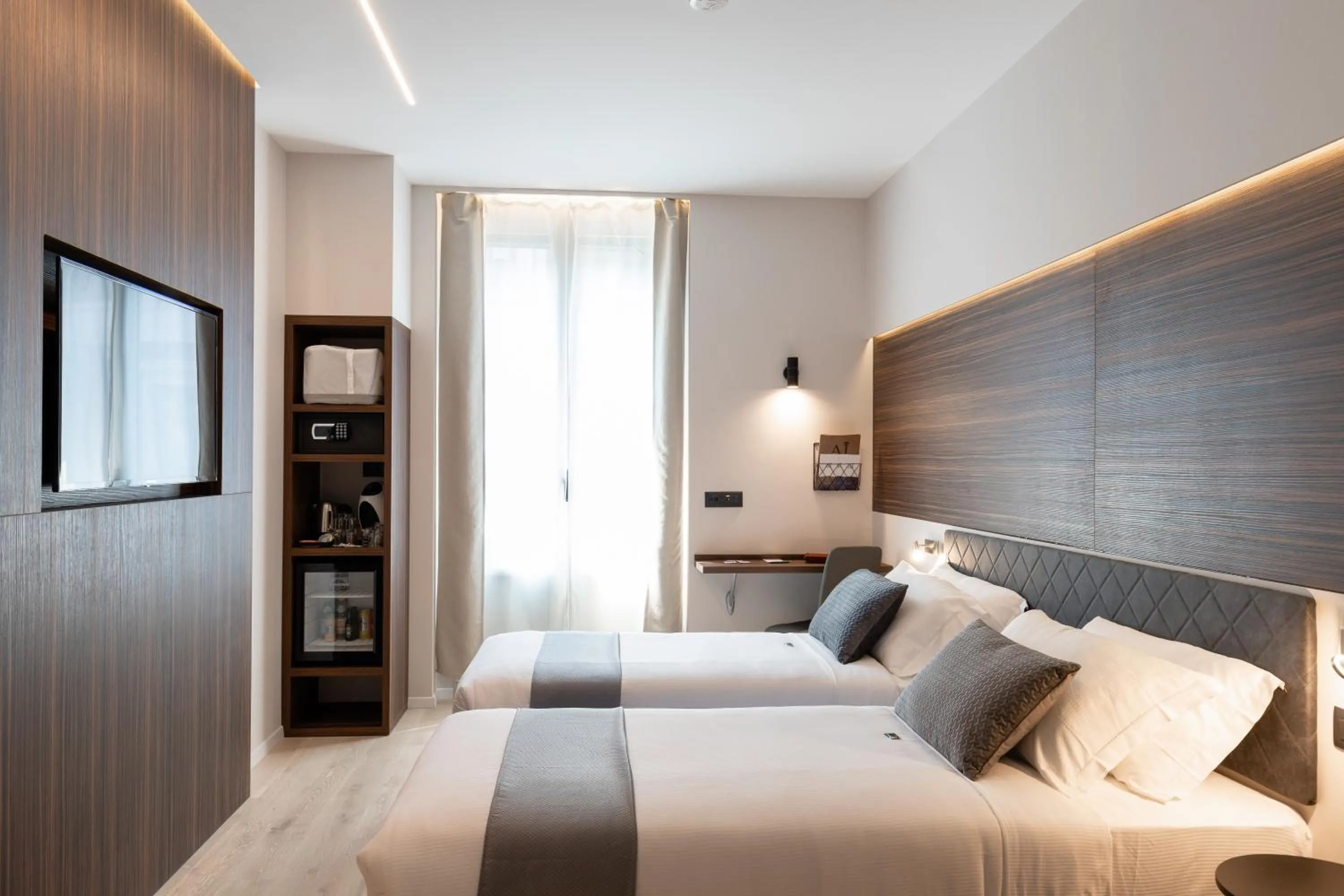 Bed in AH - Duomo Essence