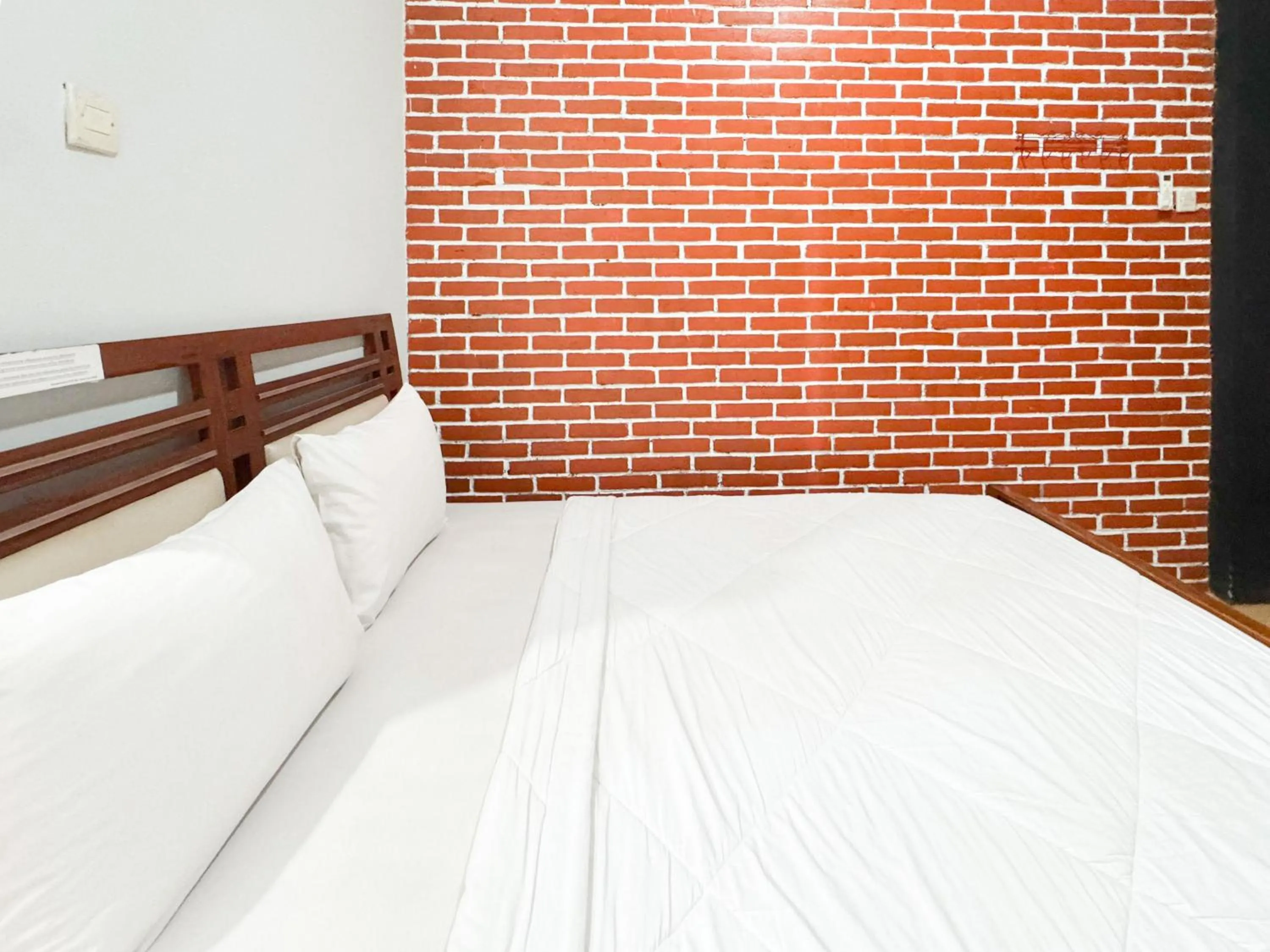 Bedroom, Bed in Alam Citra BnB Mitra RedDoorz