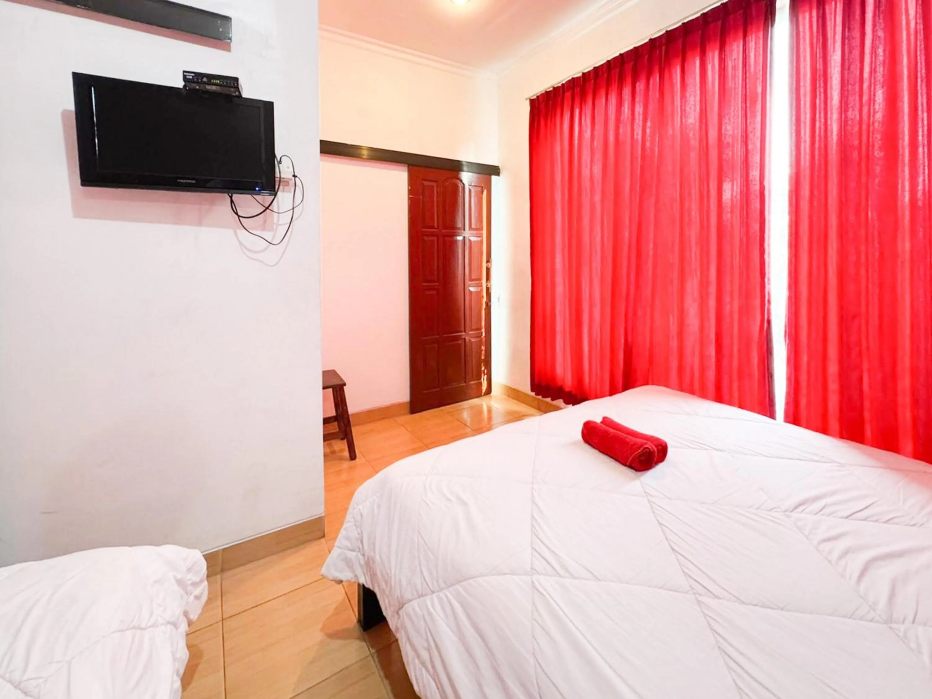 Bedroom, Bed in Alam Citra BnB Mitra RedDoorz