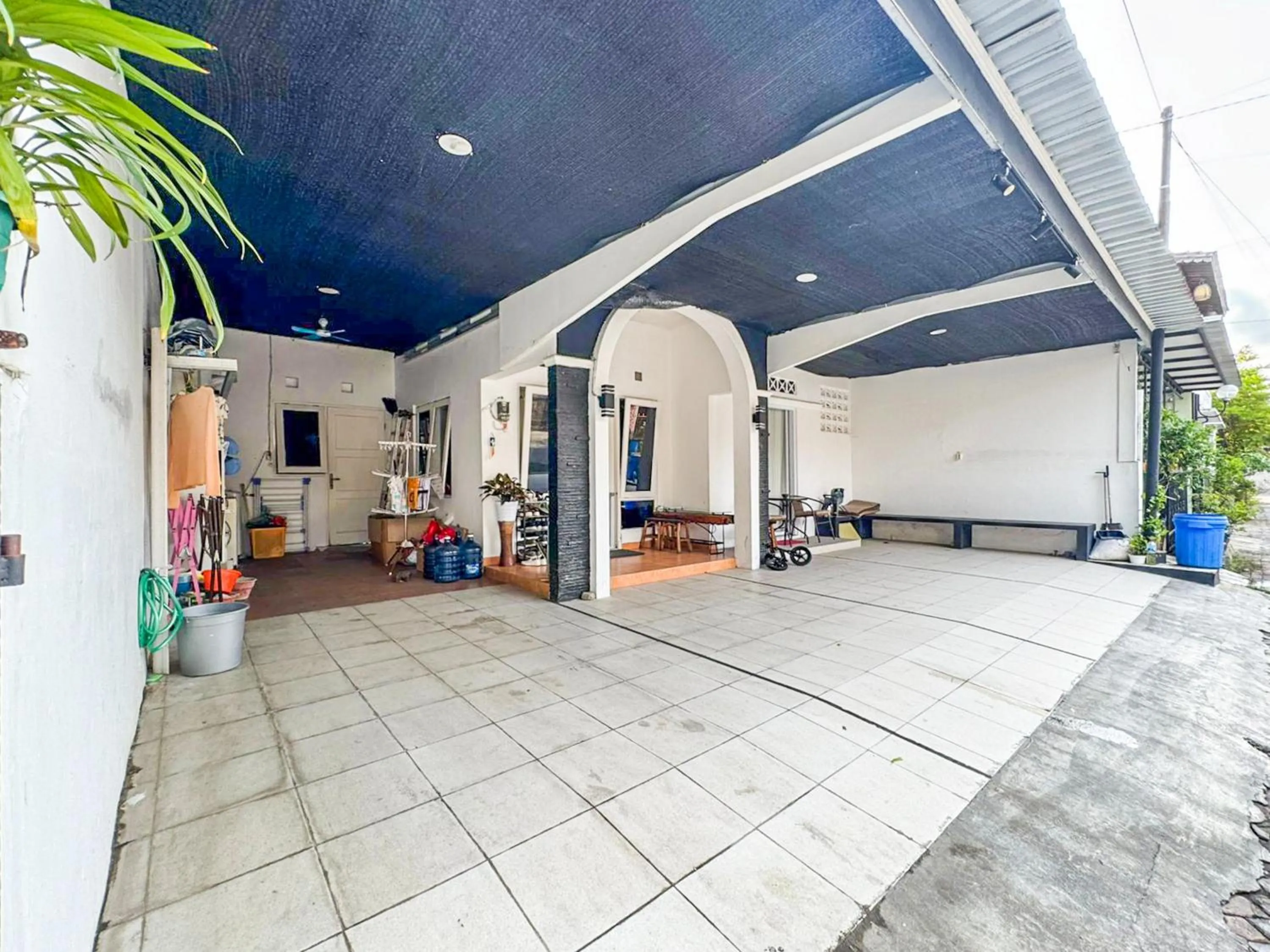 Facade/entrance in Alam Citra BnB Mitra RedDoorz