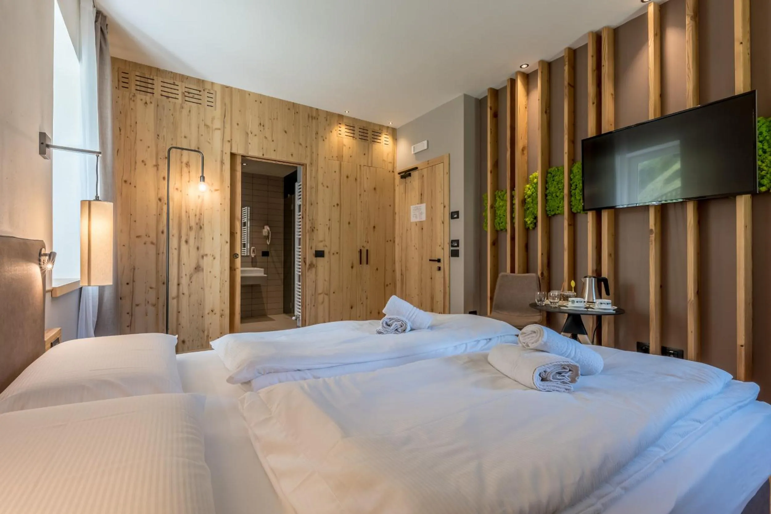 Bed in Good Life Hotel Garden - Private Spa and Pool