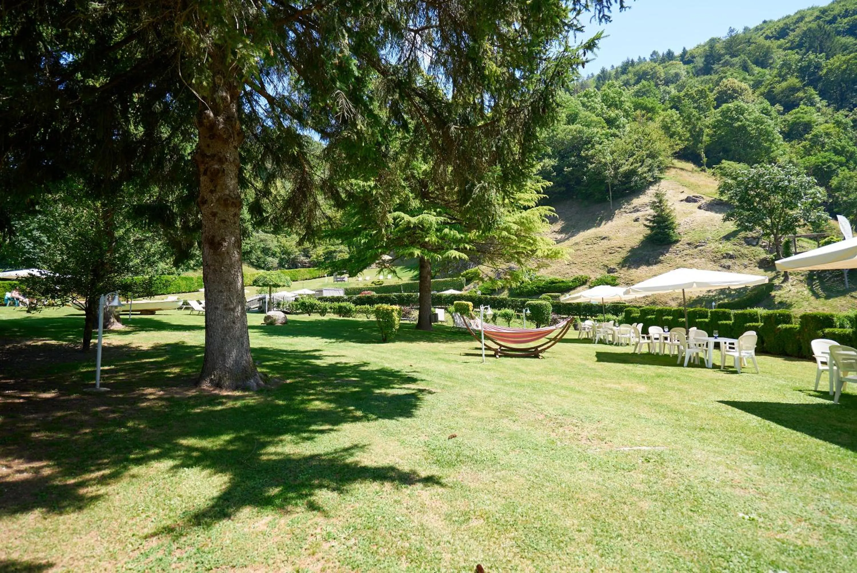Garden in Good Life Hotel Garden - Private Spa and Pool