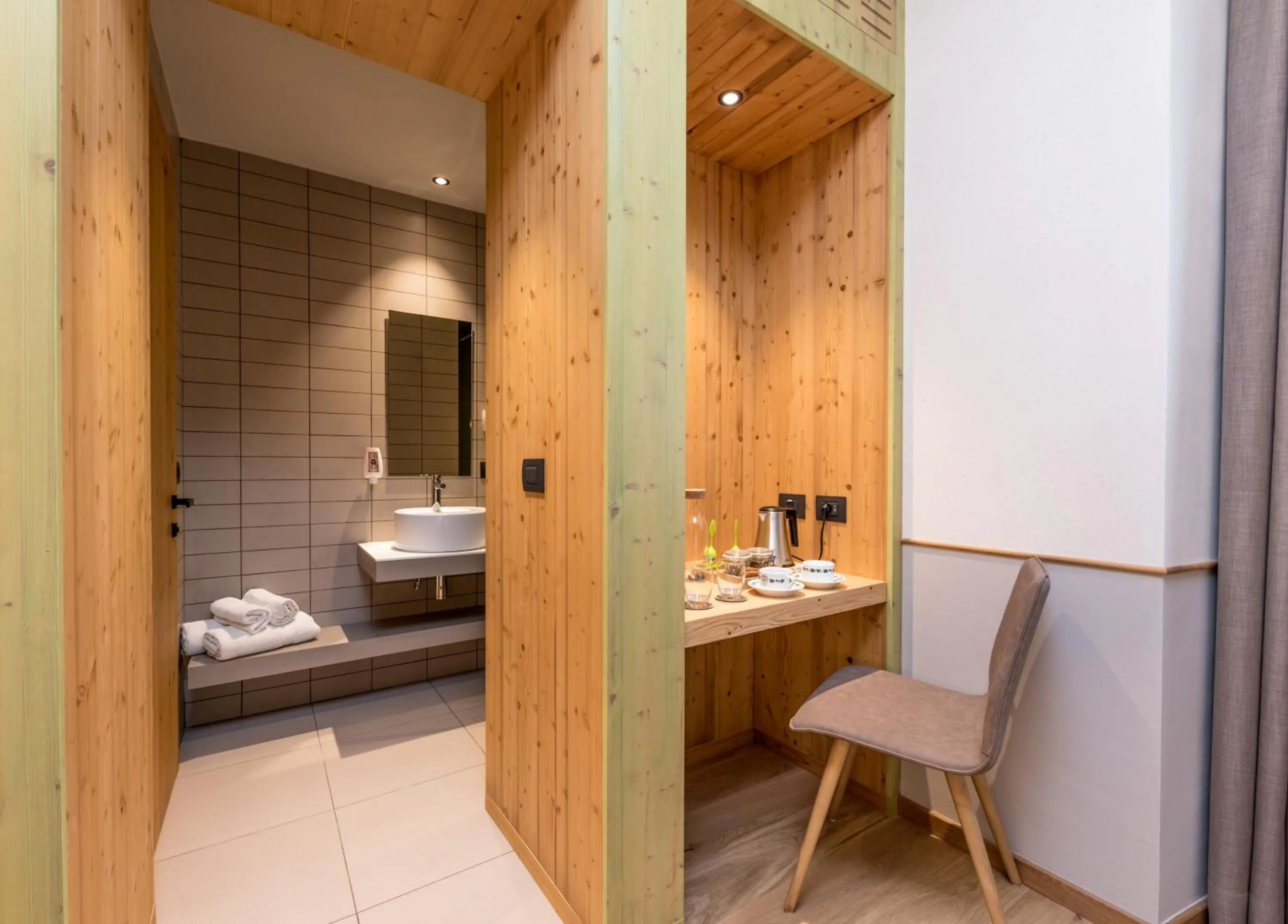 Bathroom in Good Life Hotel Garden - Private Spa and Pool