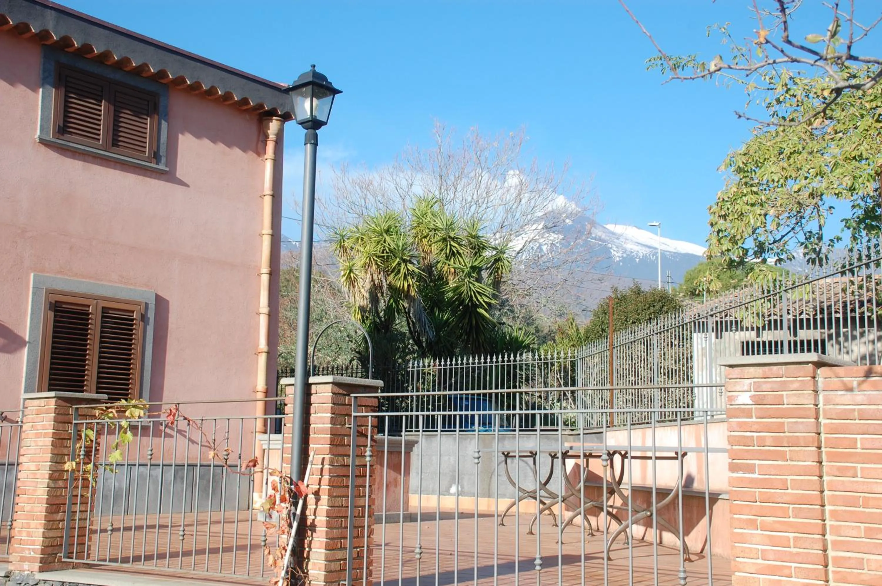 Property building in Casa Farlazzo