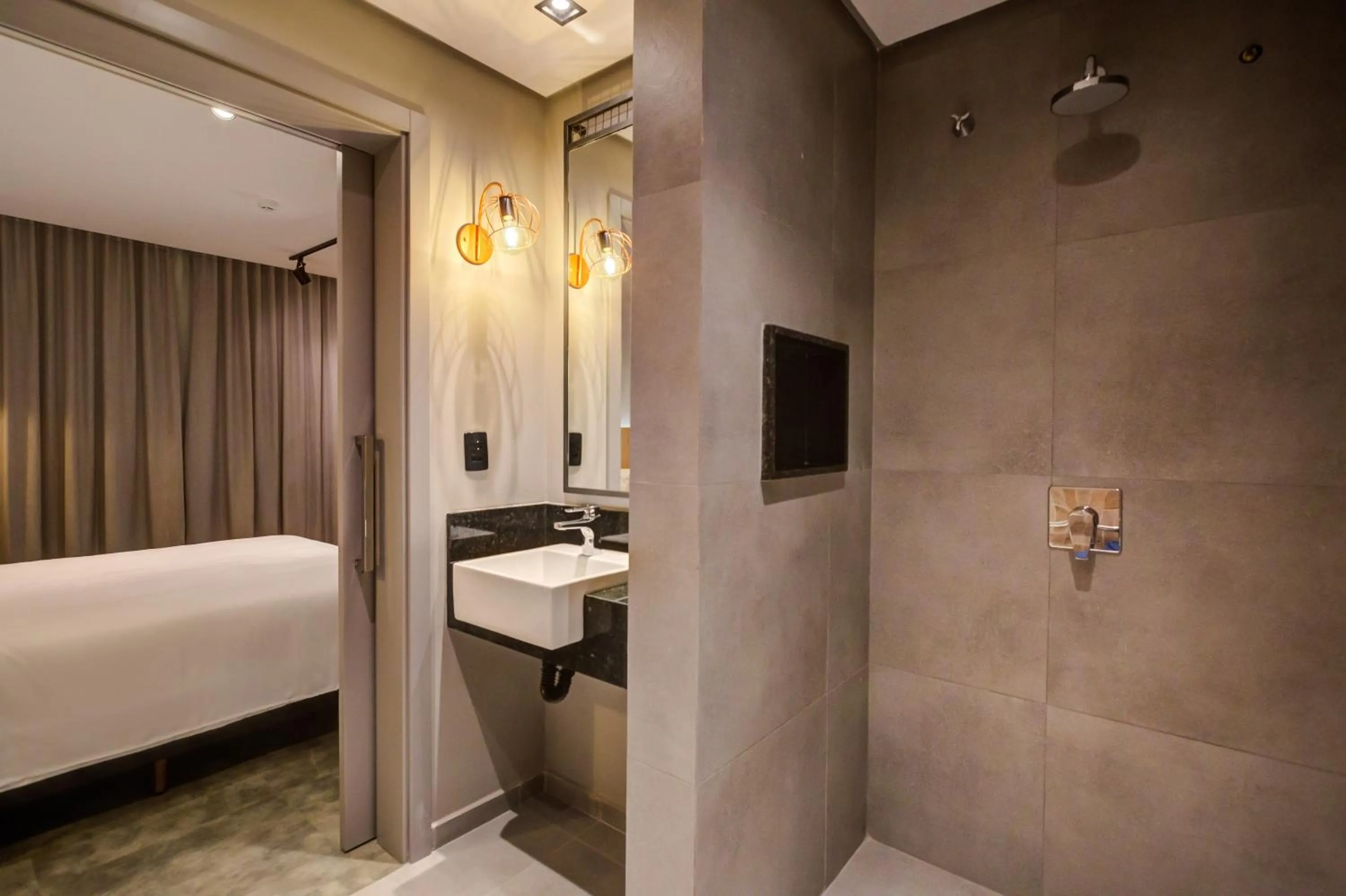 Bathroom, Bed in Slaviero Ponta Grossa