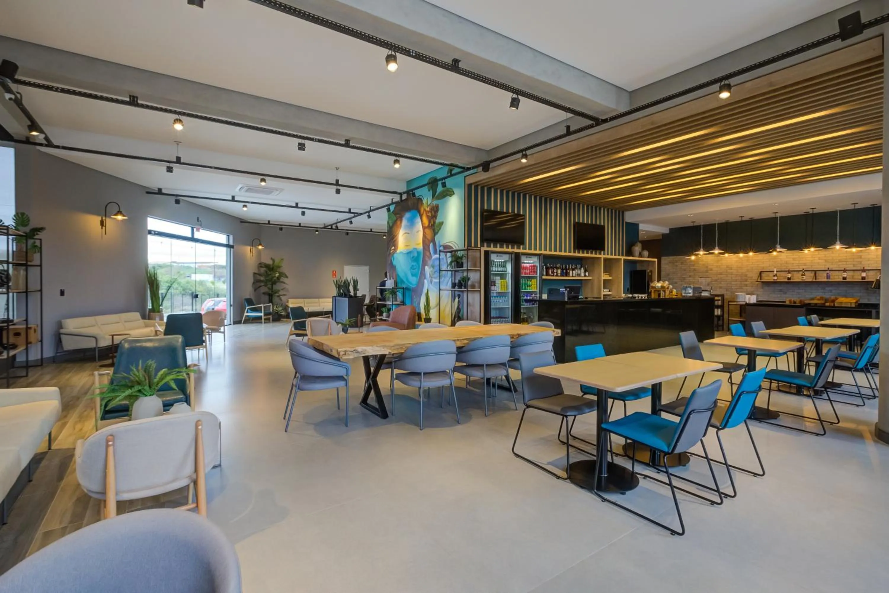 Restaurant/places to eat in Slaviero Ponta Grossa