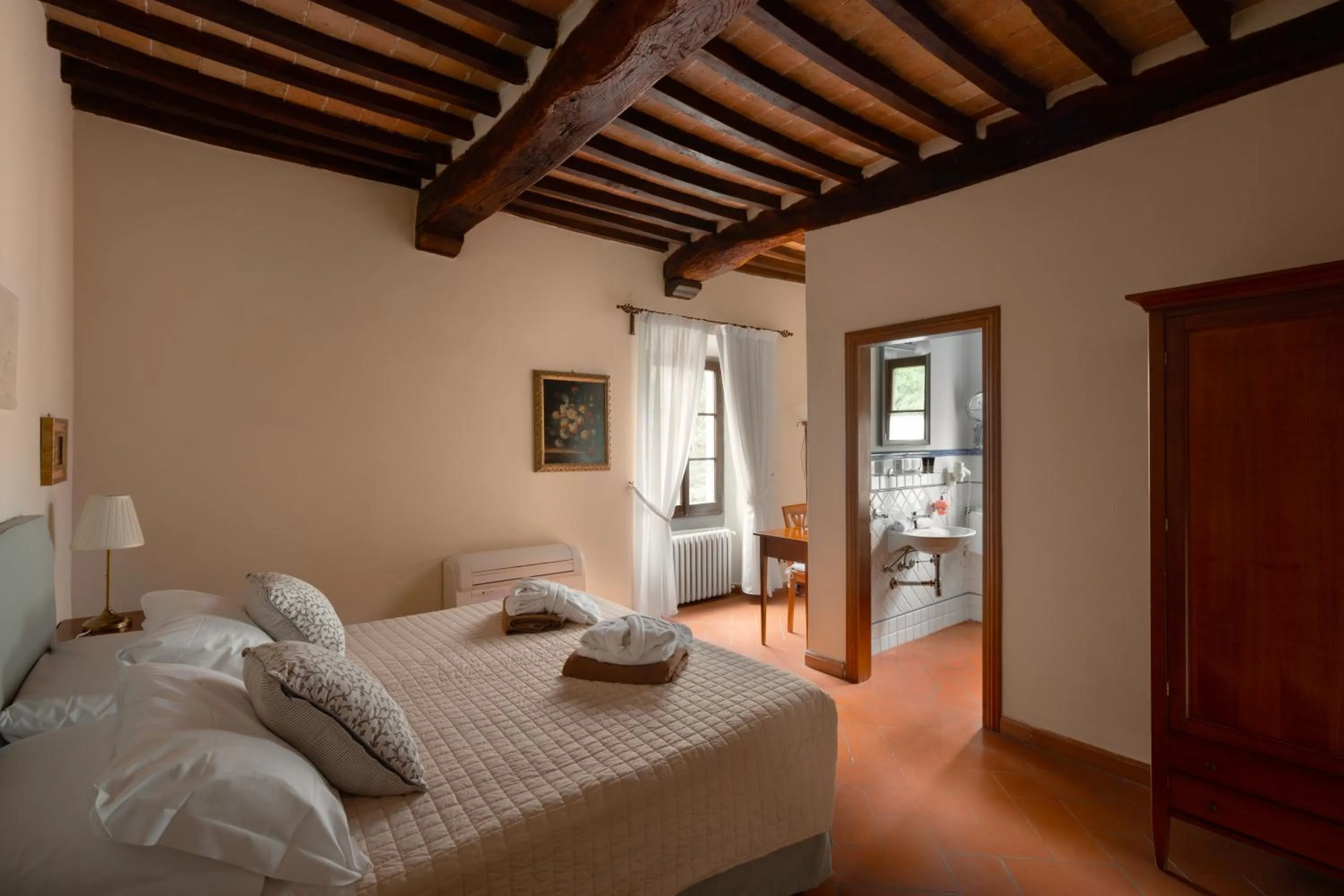 Bed in Relais Villa La Cappella