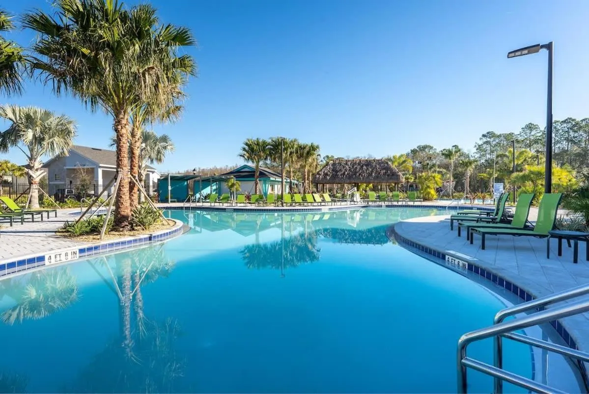 Sophisticated 6BR at Storey Lake SL2766