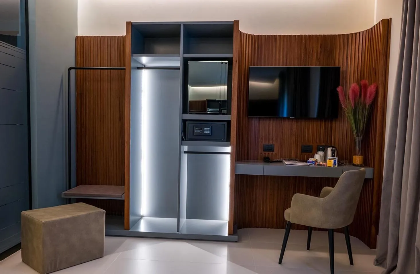 Bedroom in Best Western Hotel Ferrari