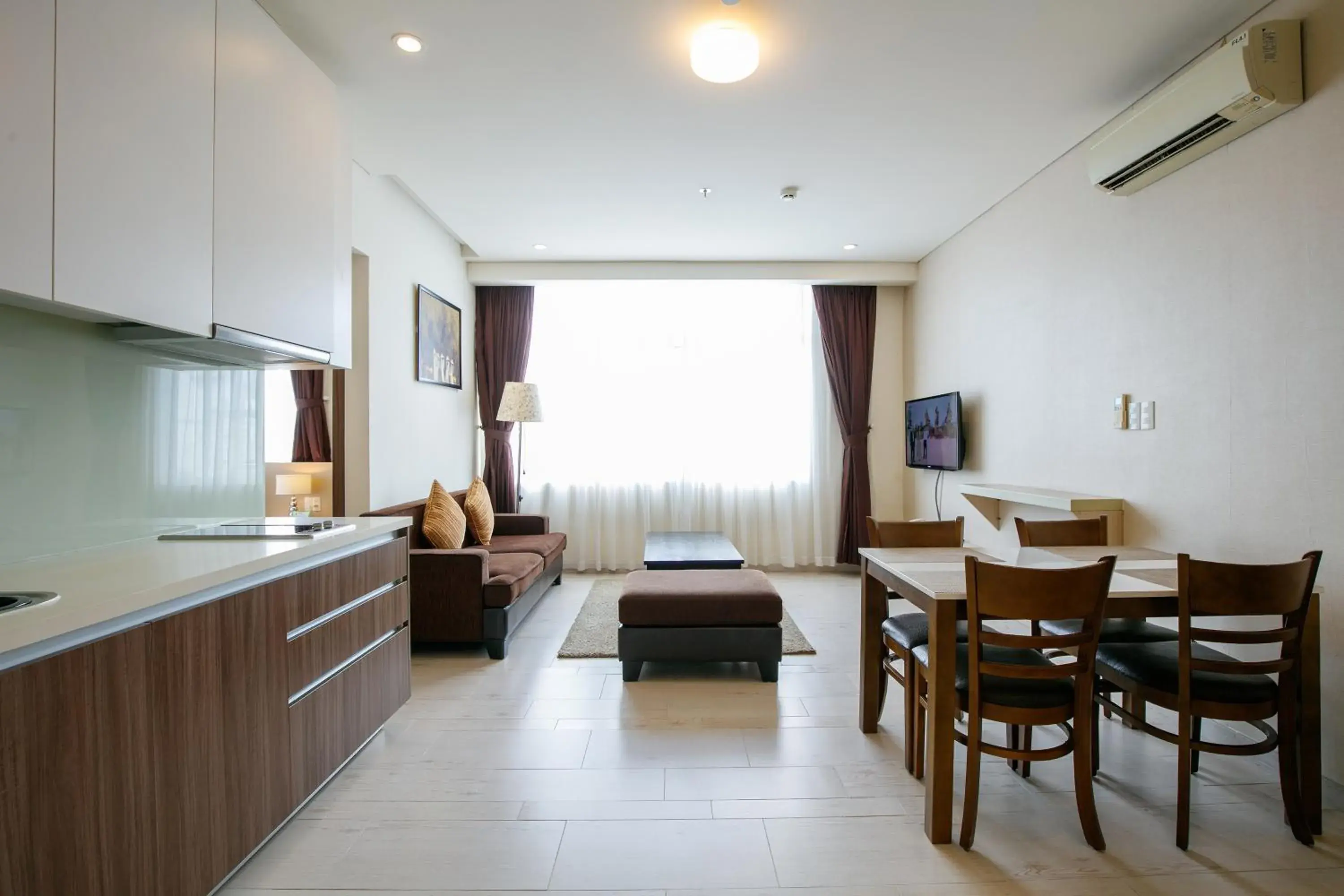 Two-Bedroom Executive Apartment in ÊMM Hotel Saigon Two-Bedroom Executive Apartment in ÊMM Hotel Saigon