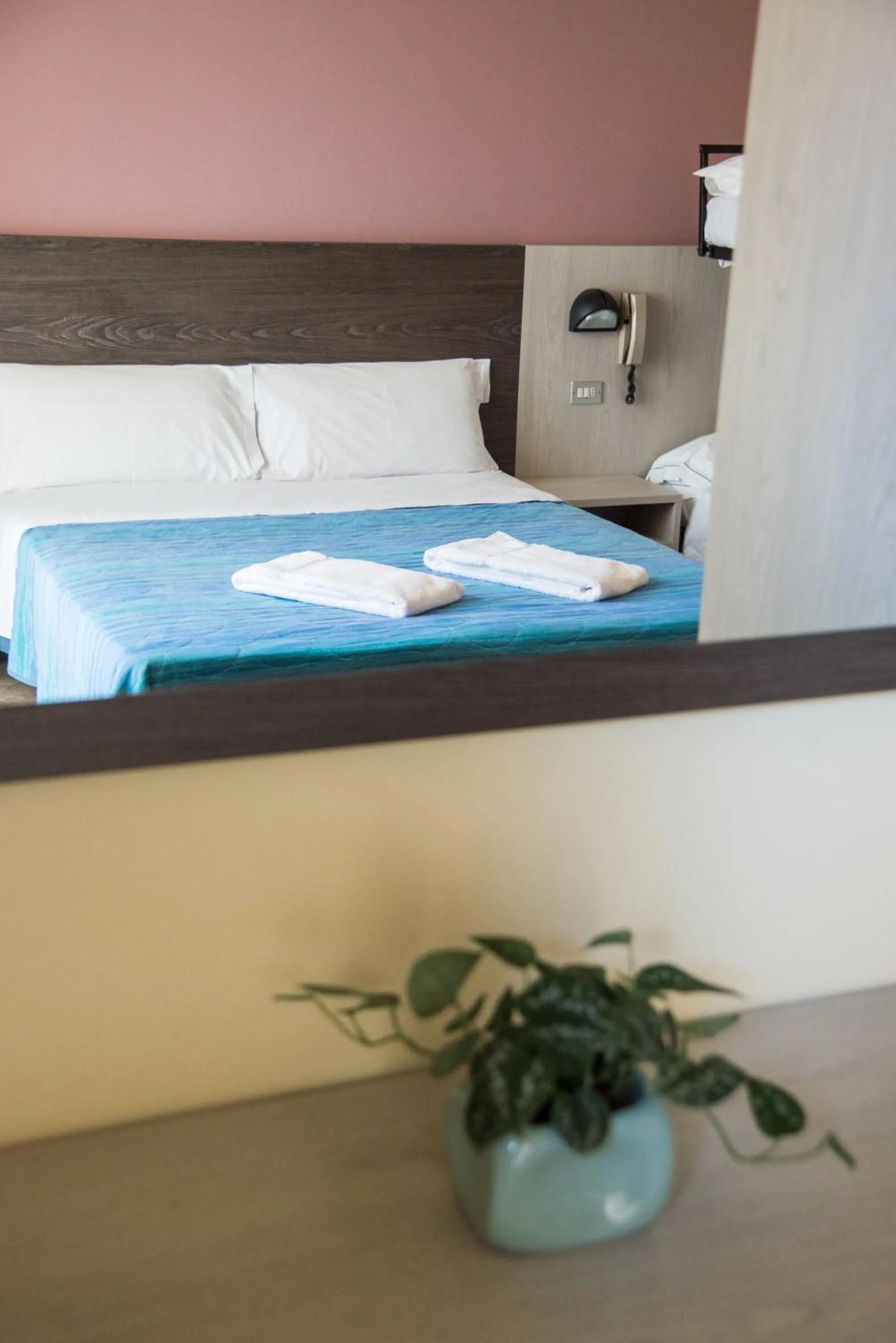 Photo of the whole room, Bed in Hotel Mirage