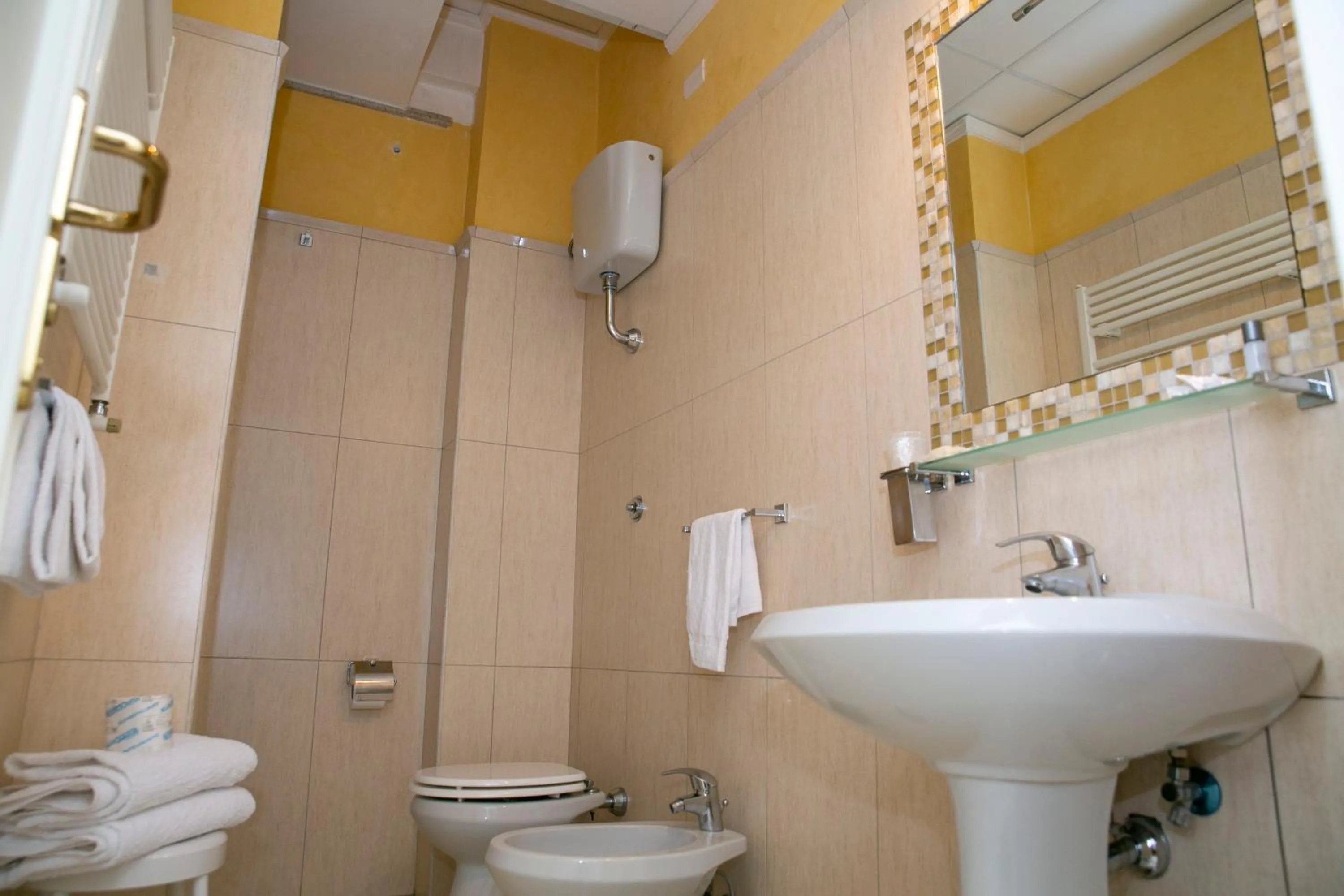 Shower in Resort Santangelo & SPA