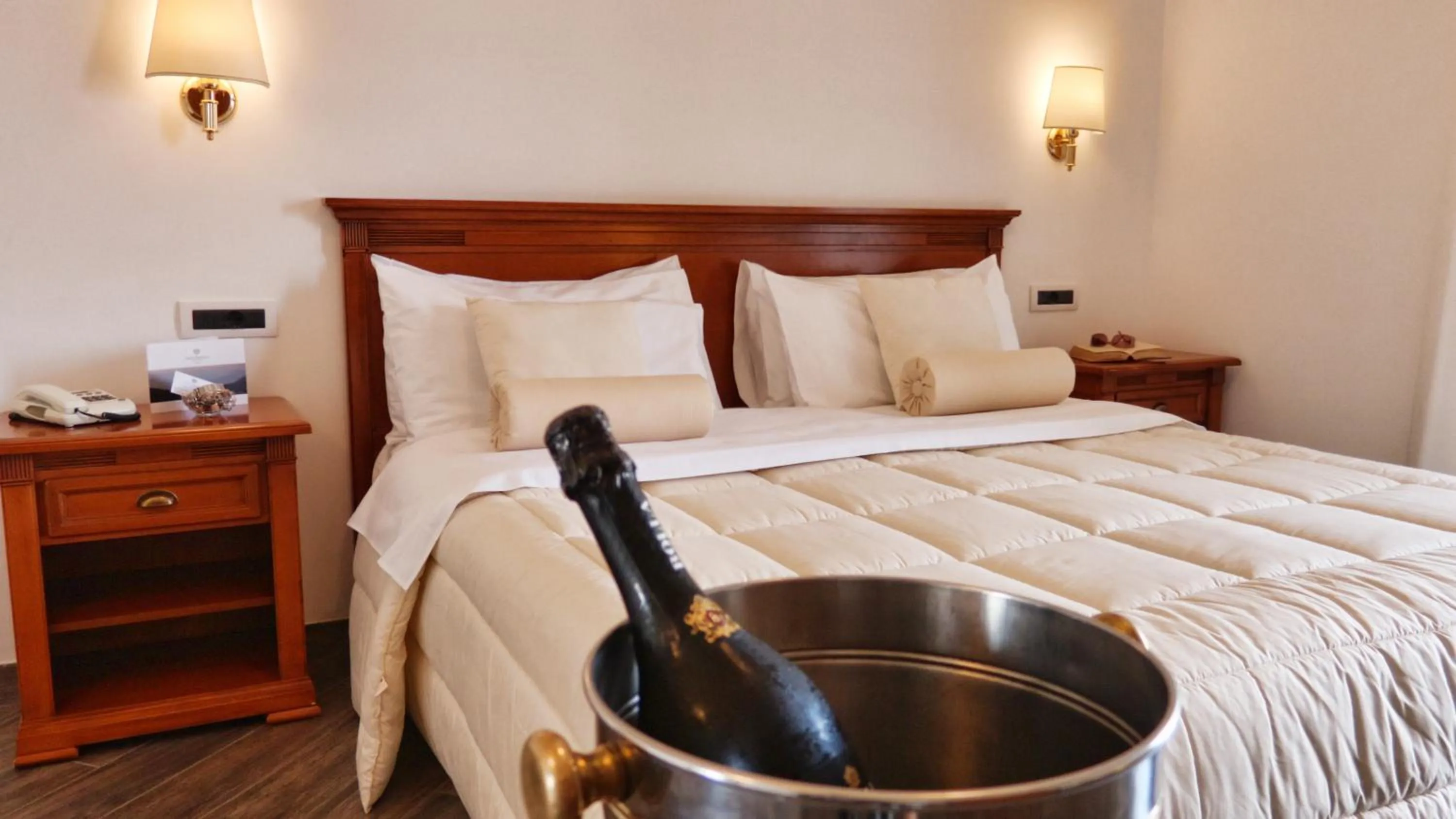 Food and drinks, Bed in Resort Santangelo & SPA