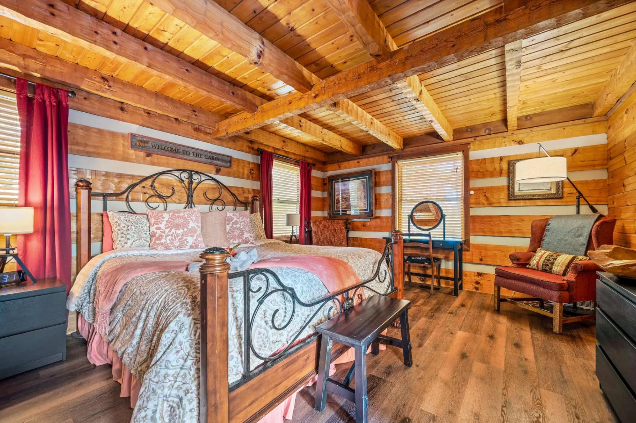 Bedroom, Bed in Barenberg Cabin - Secluded Unobstructed Panoramic Smoky Mountains View with Two Master Suites, Loft Game Room, and Hot Tub