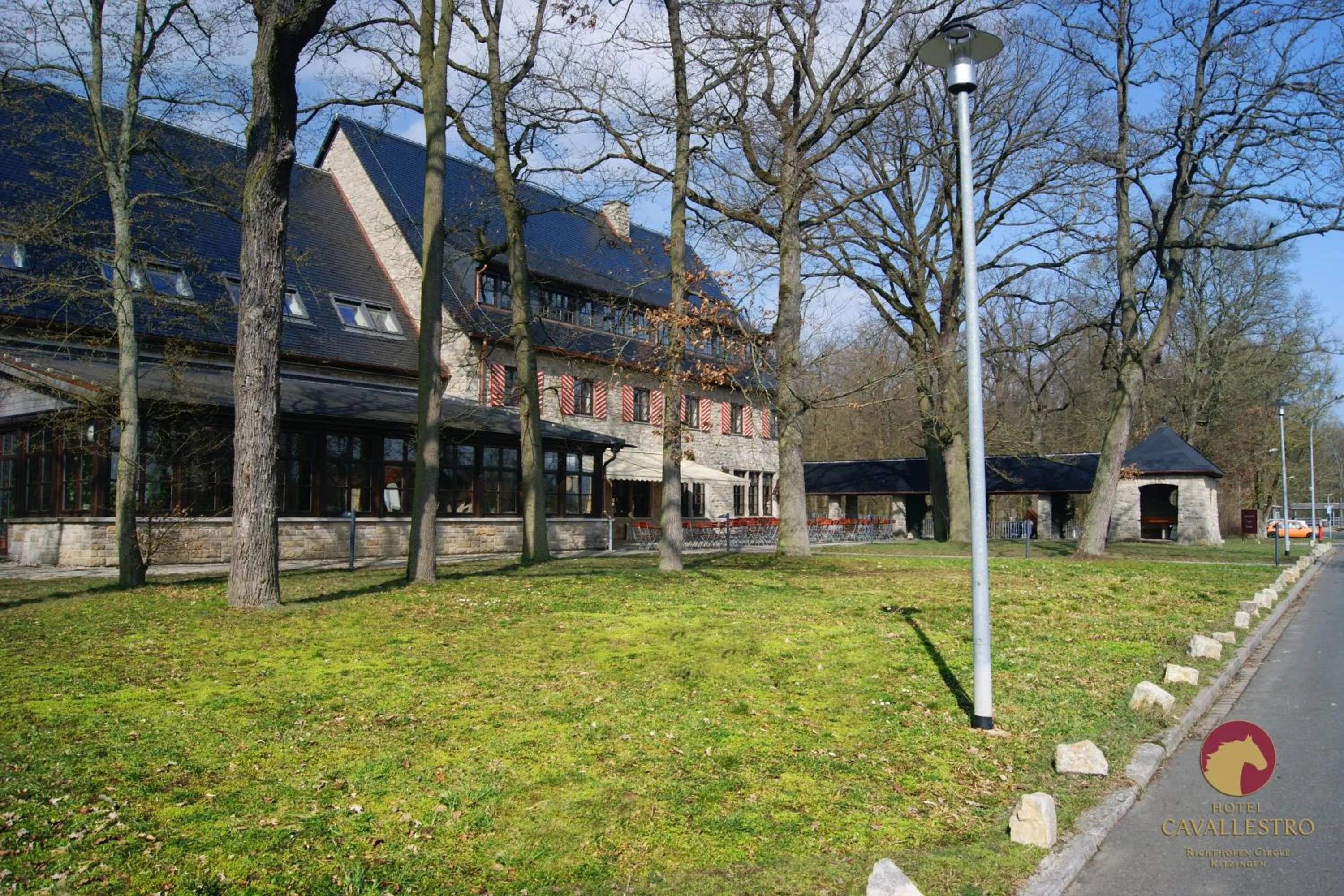 Text overlay in Cavallestro Classic