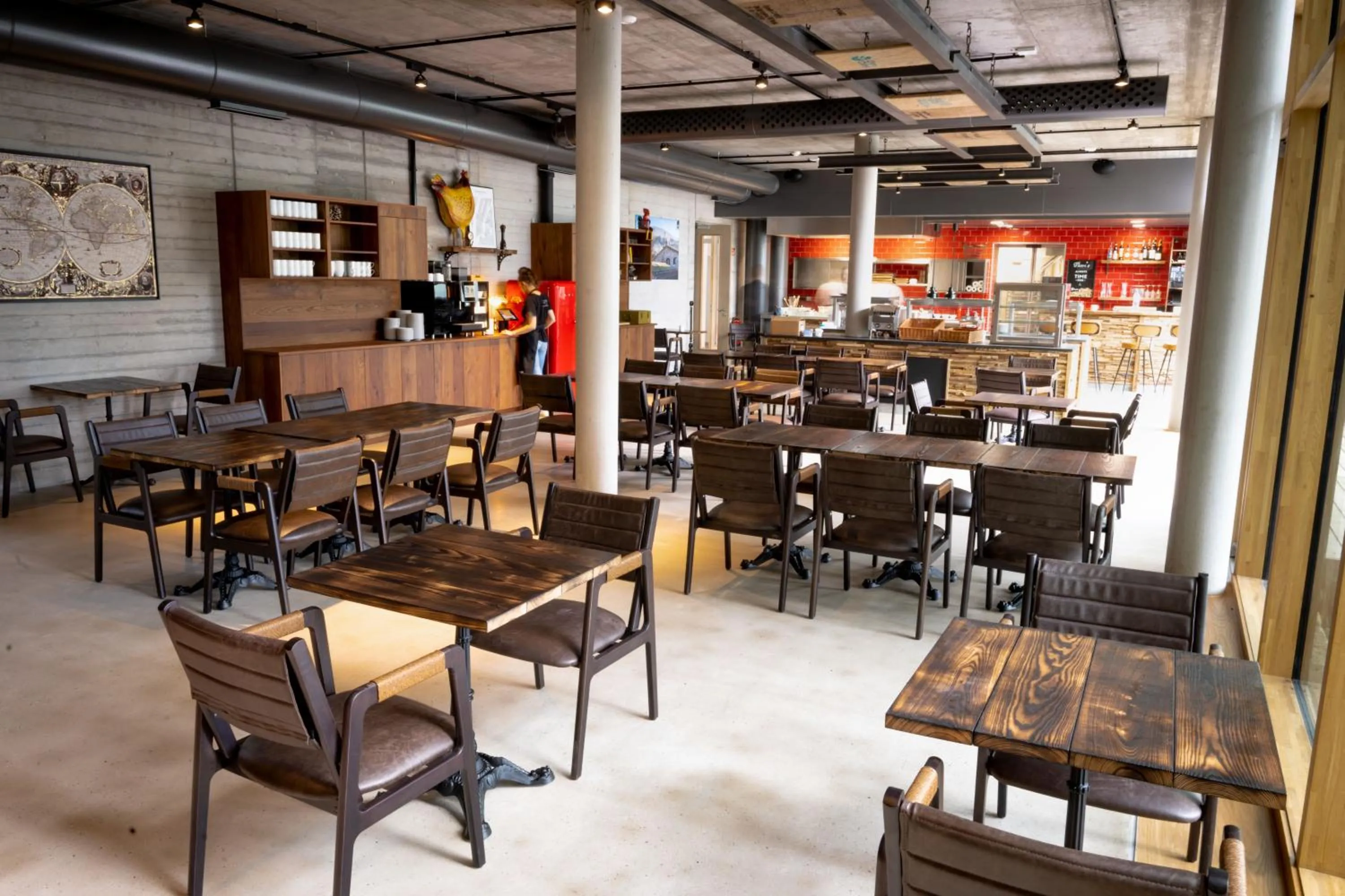 Restaurant/places to eat in Cavallestro Classic