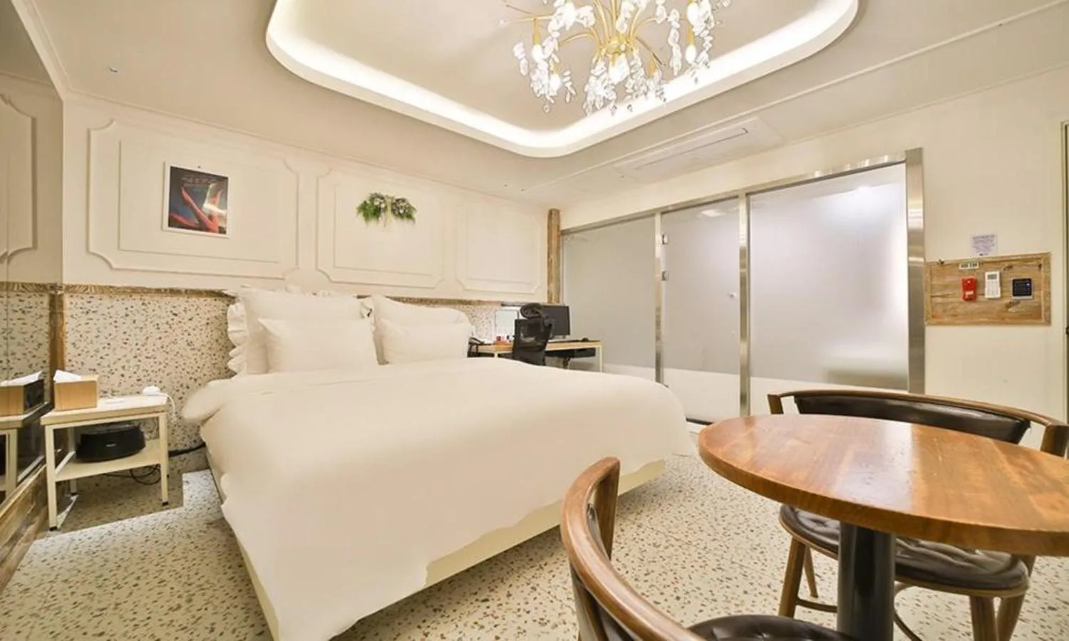 Bed in Daegu February Hotel DongdaeguStation