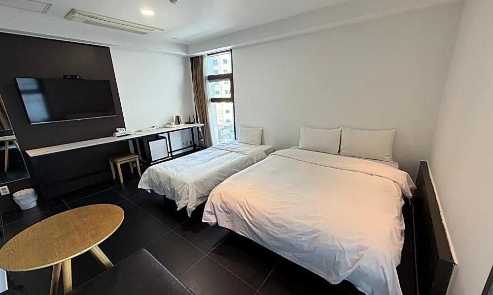 Bed in Wolmido Premiers Hotel