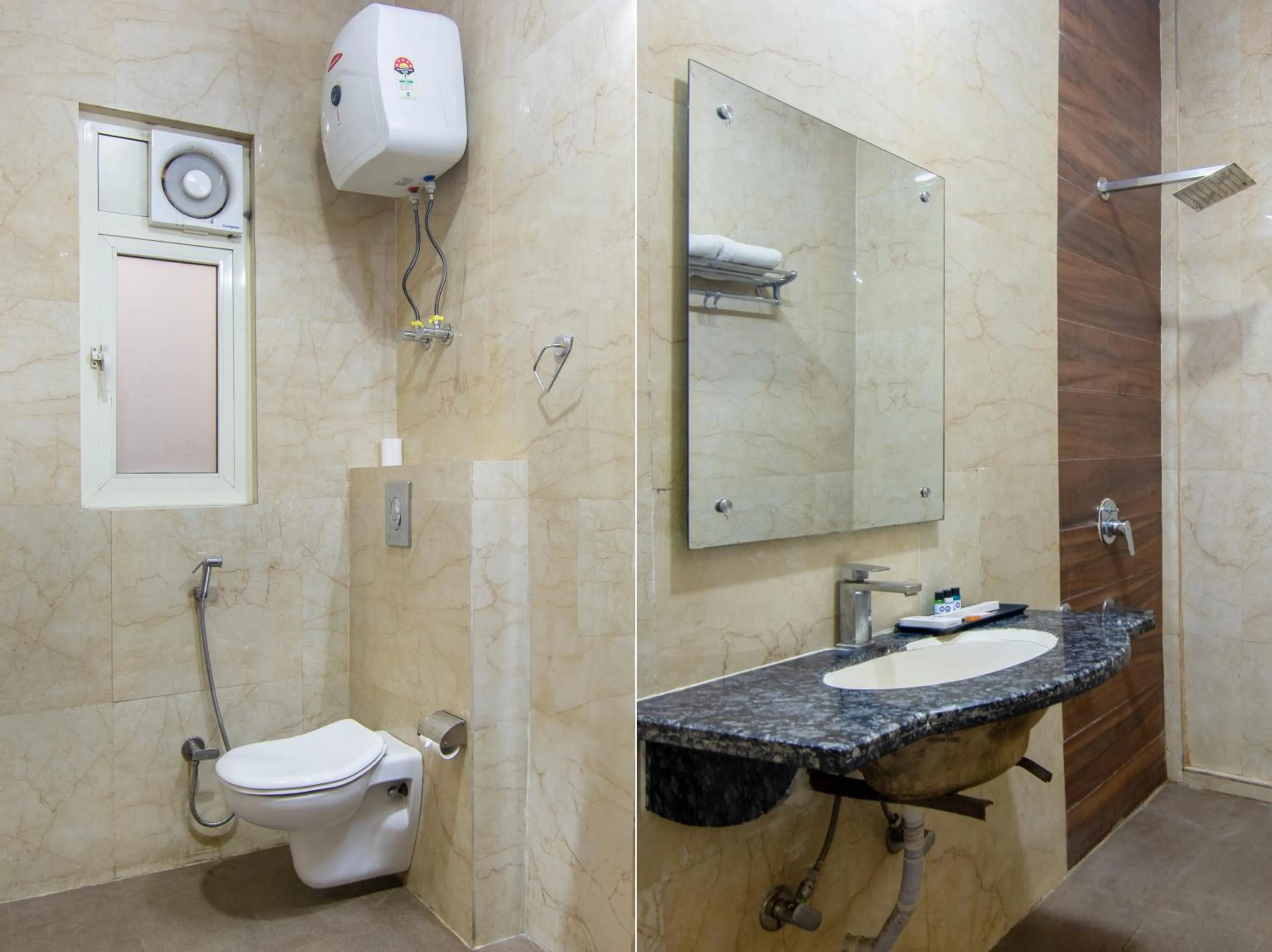 Shower in The Lohmod- Boutique Hotel At Delhi Airport