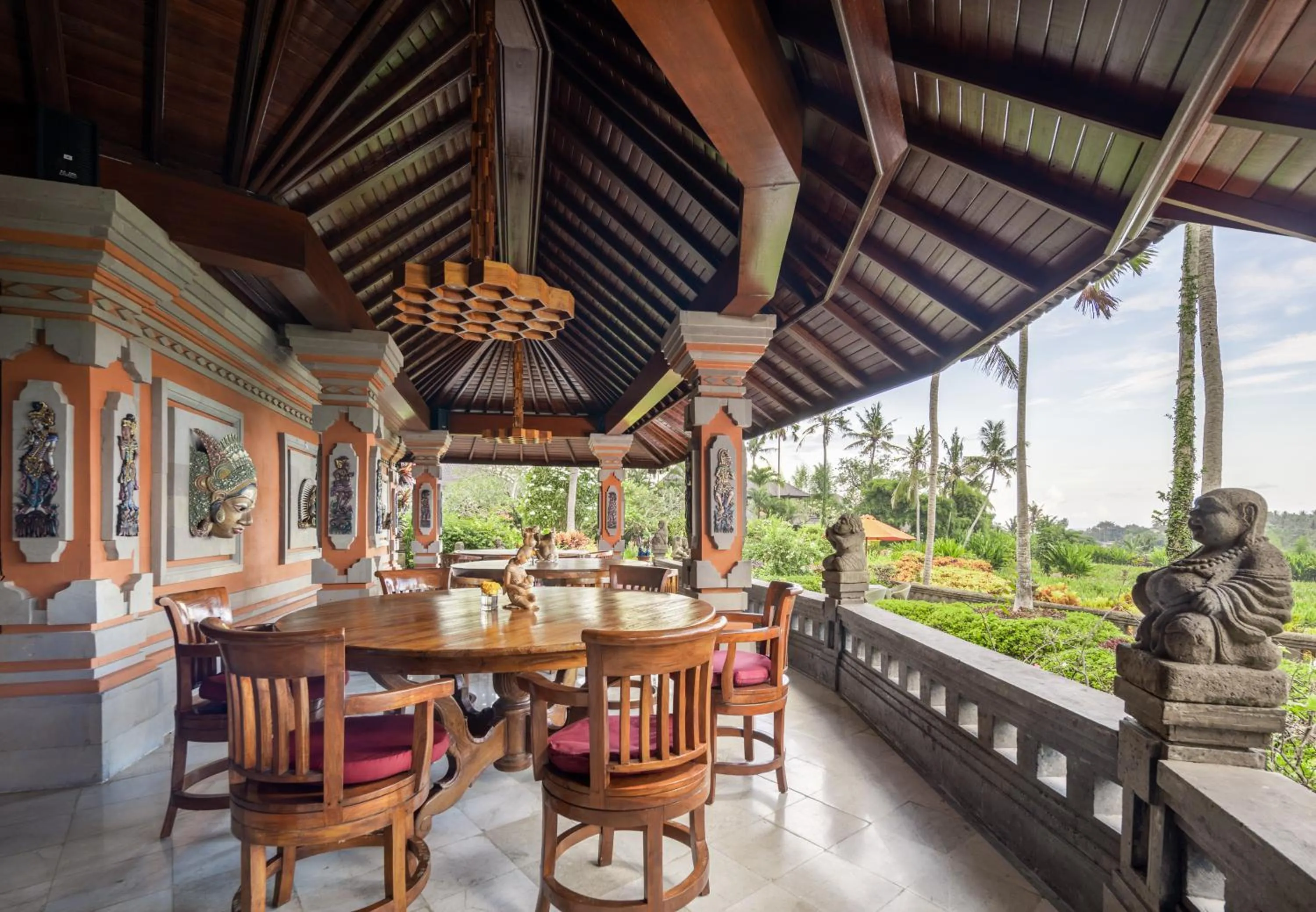 Restaurant/places to eat in Swan Paradise A Pramana Experience
