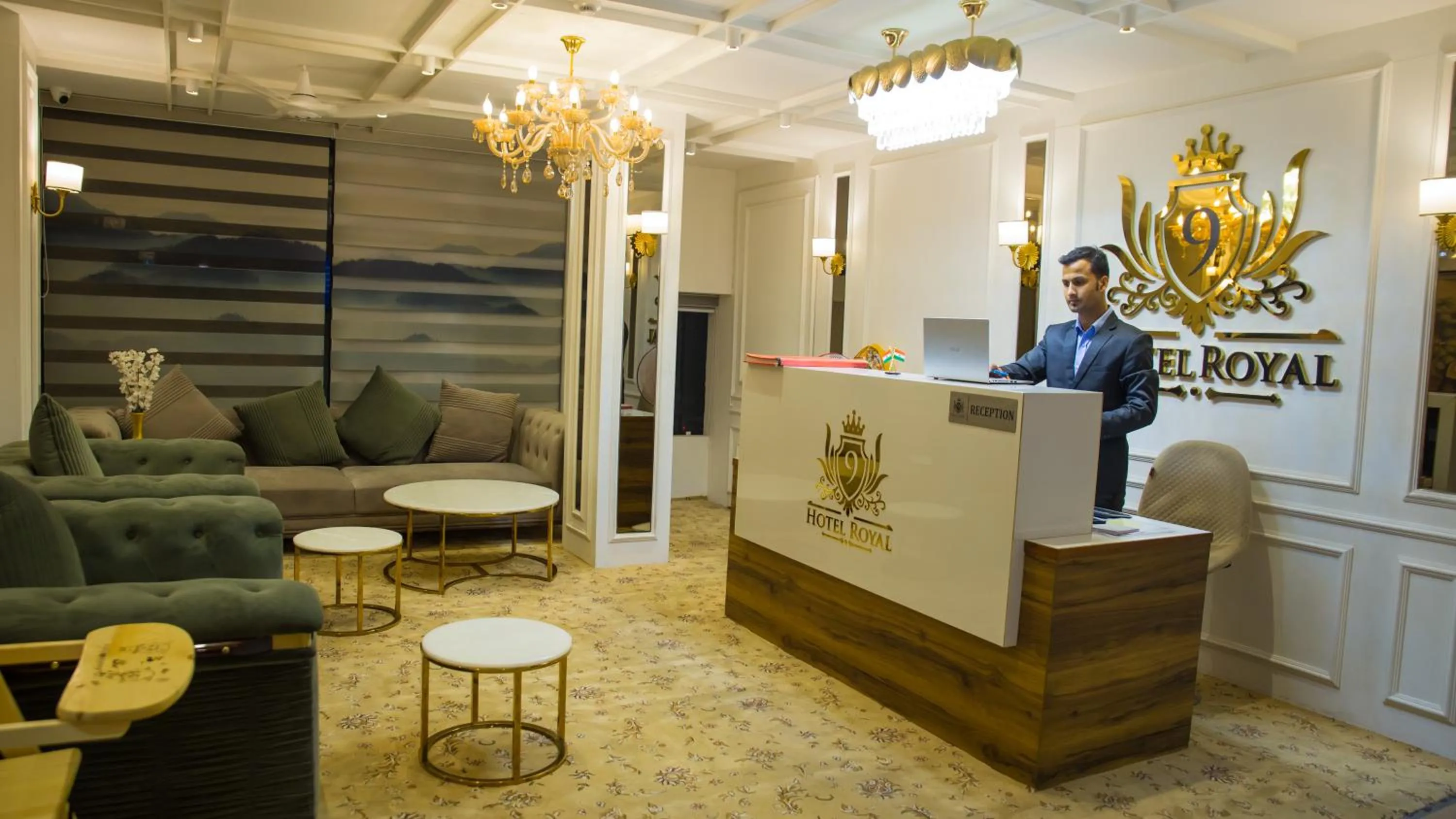 Lobby or reception in Royal 9 hotel & Banquet